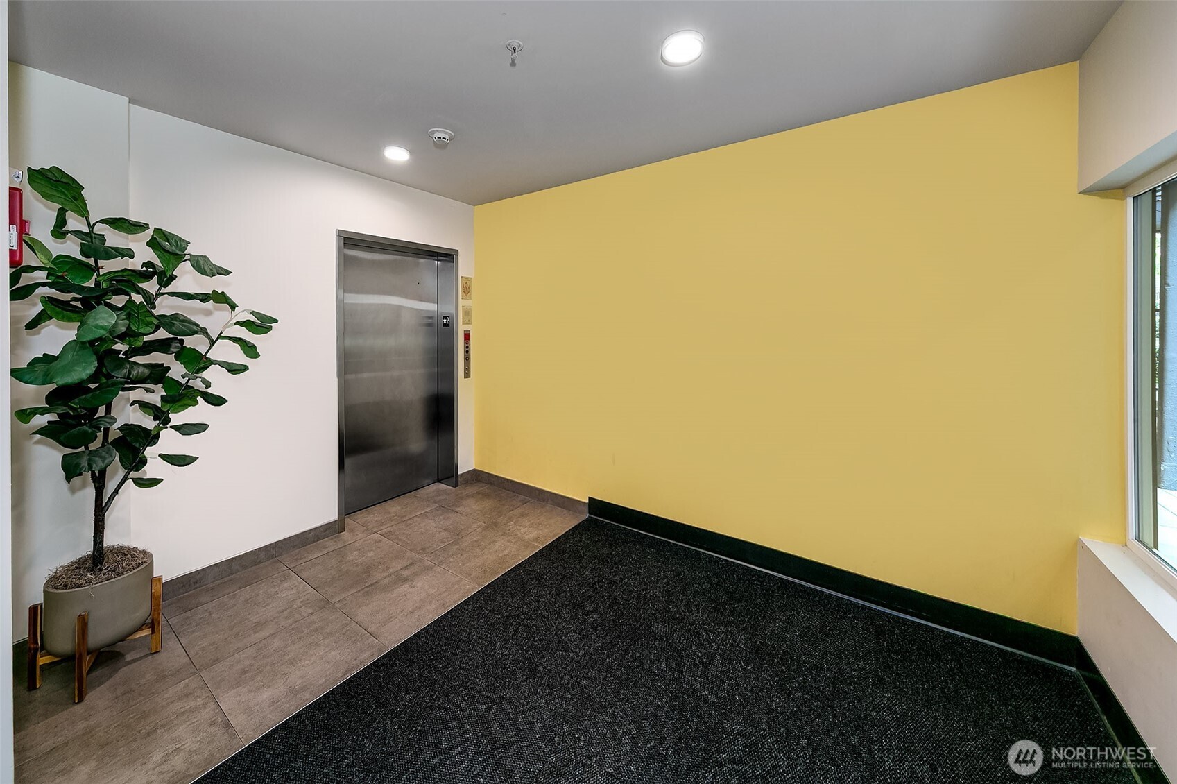 121 12th Avenue E Unit: 409