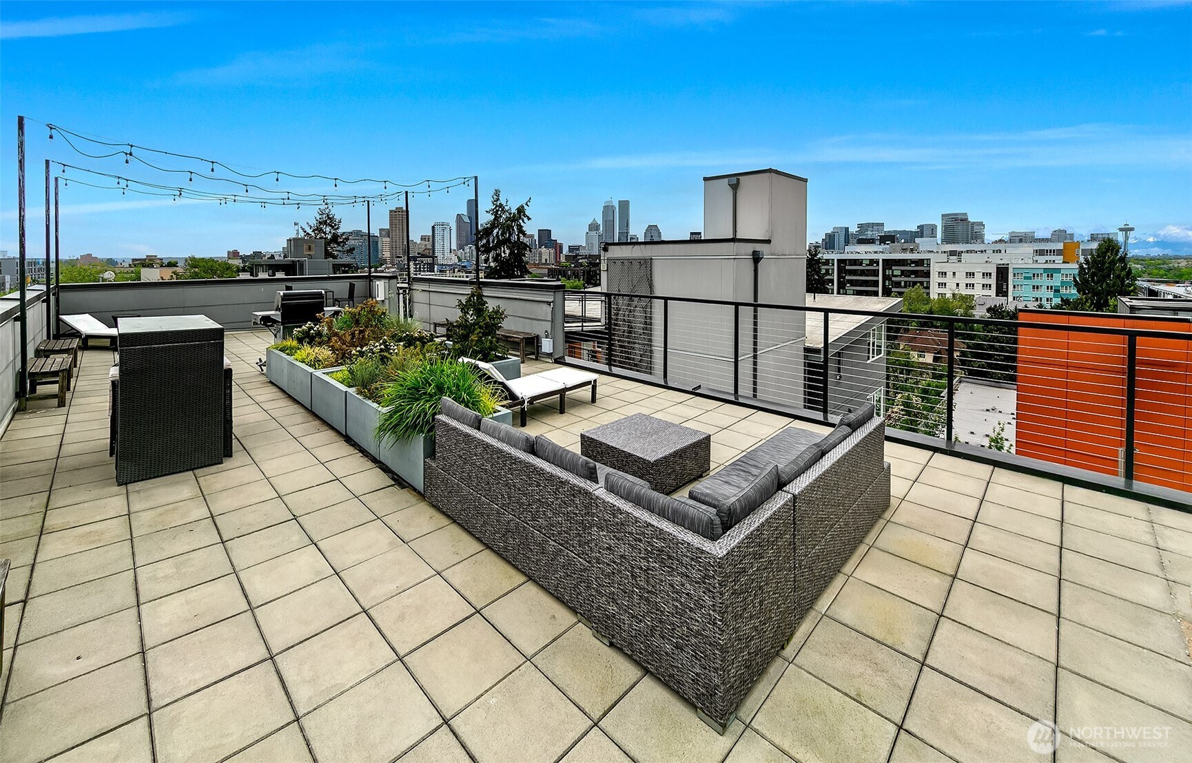 121 12th Avenue E Unit: 409
