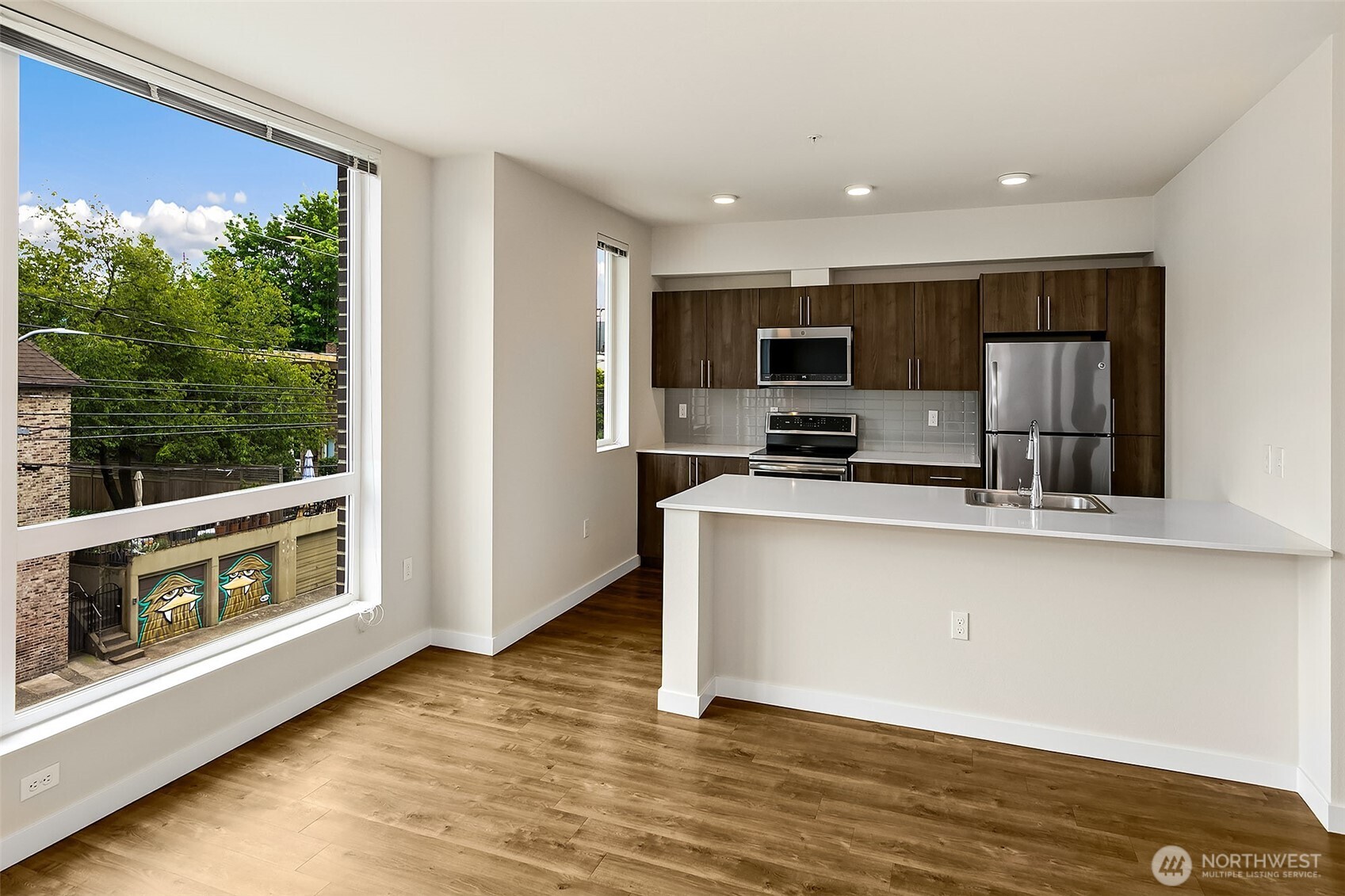 121 12th Avenue E Unit: 409