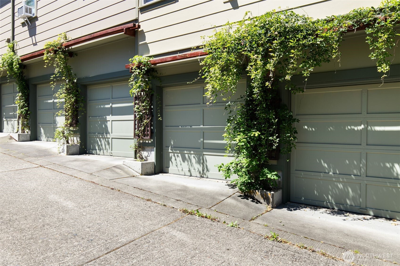 6318 5th Avenue NE Unit: C