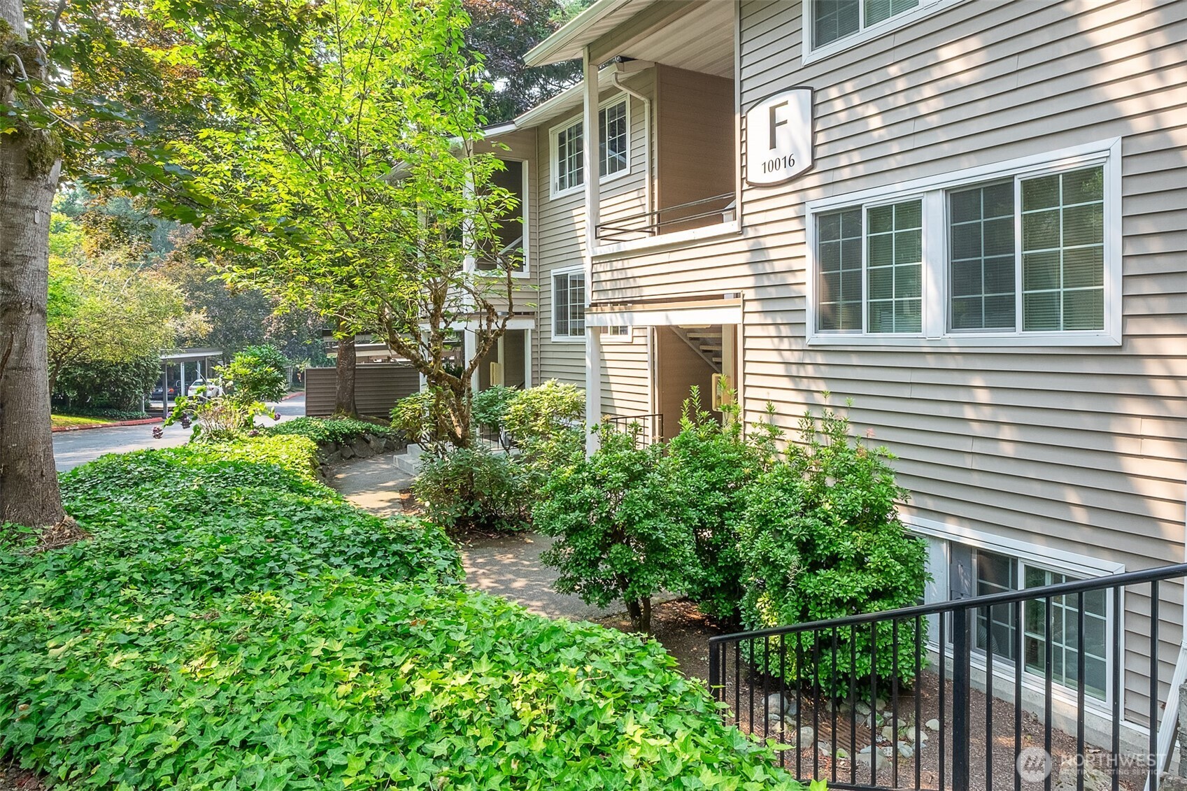 10016 NE 120th Lane Unit: F202