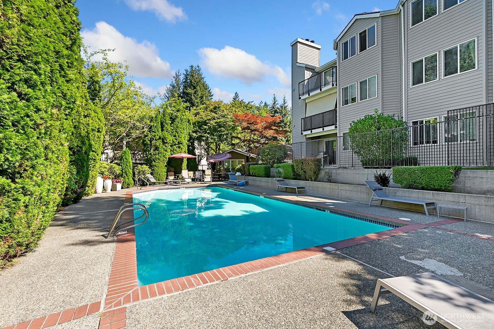 10016 NE 120th Lane Unit: F202