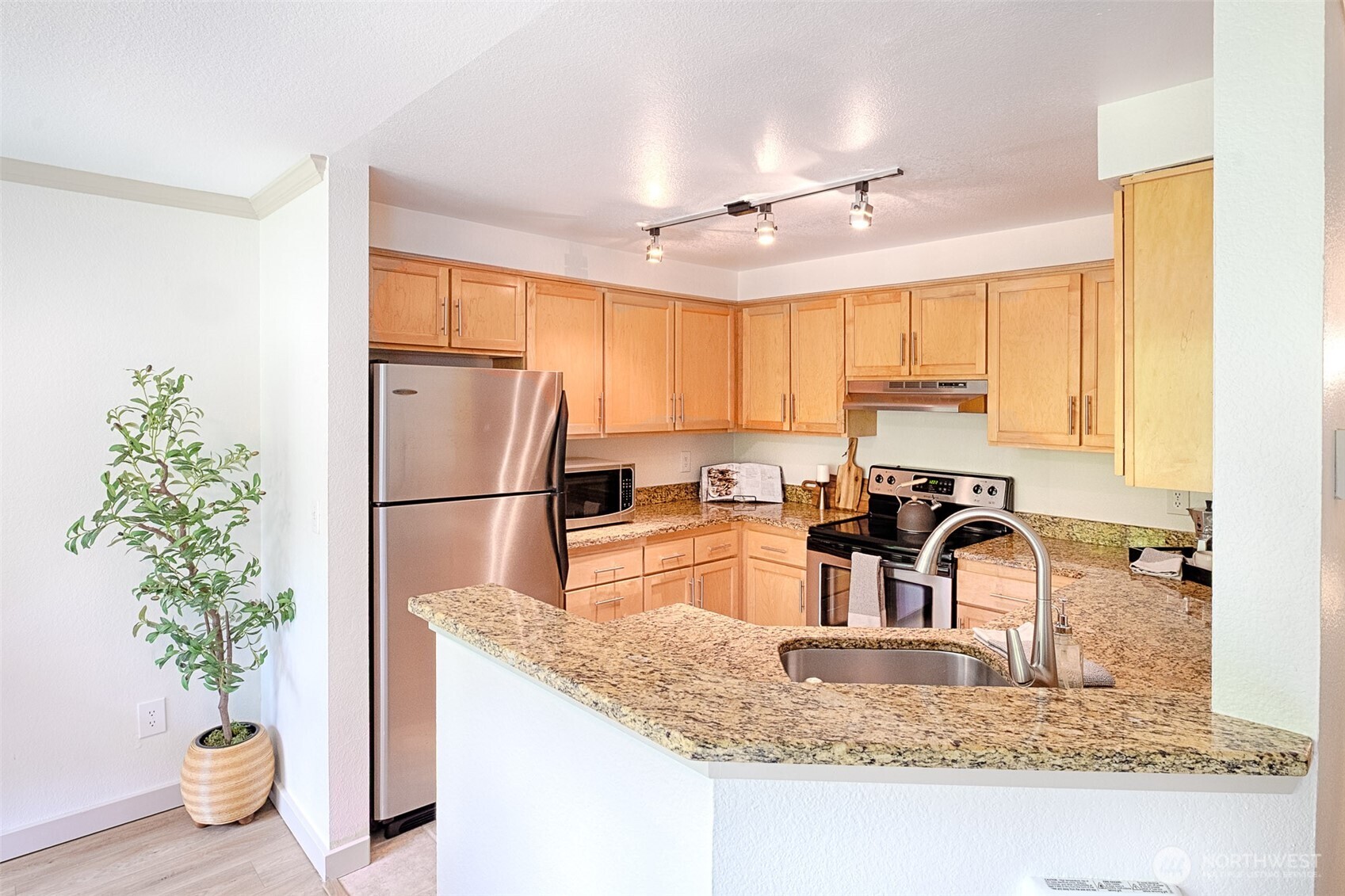 10016 NE 120th Lane Unit: F202