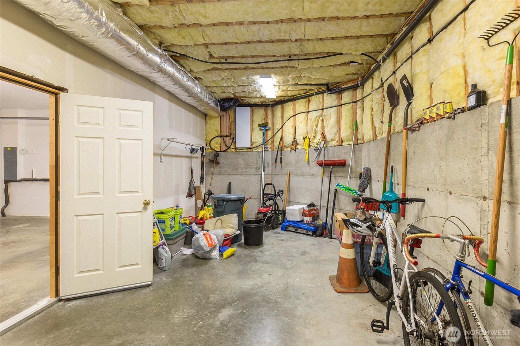 1321 Three Crabs Road
