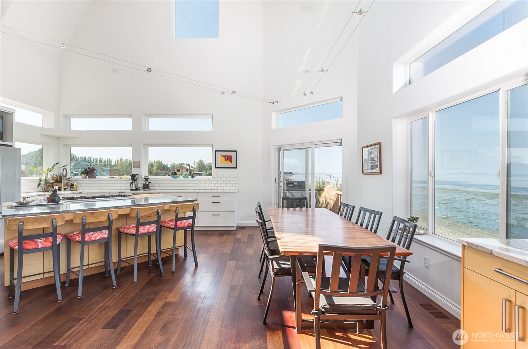 1321 Three Crabs Road