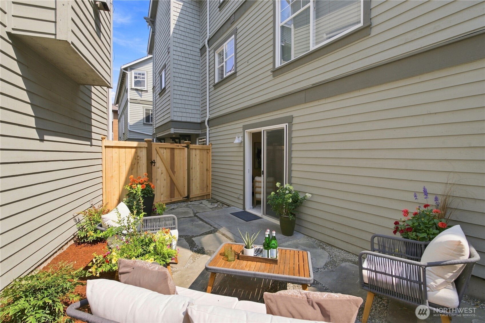 6513 24th Avenue NE Unit: A