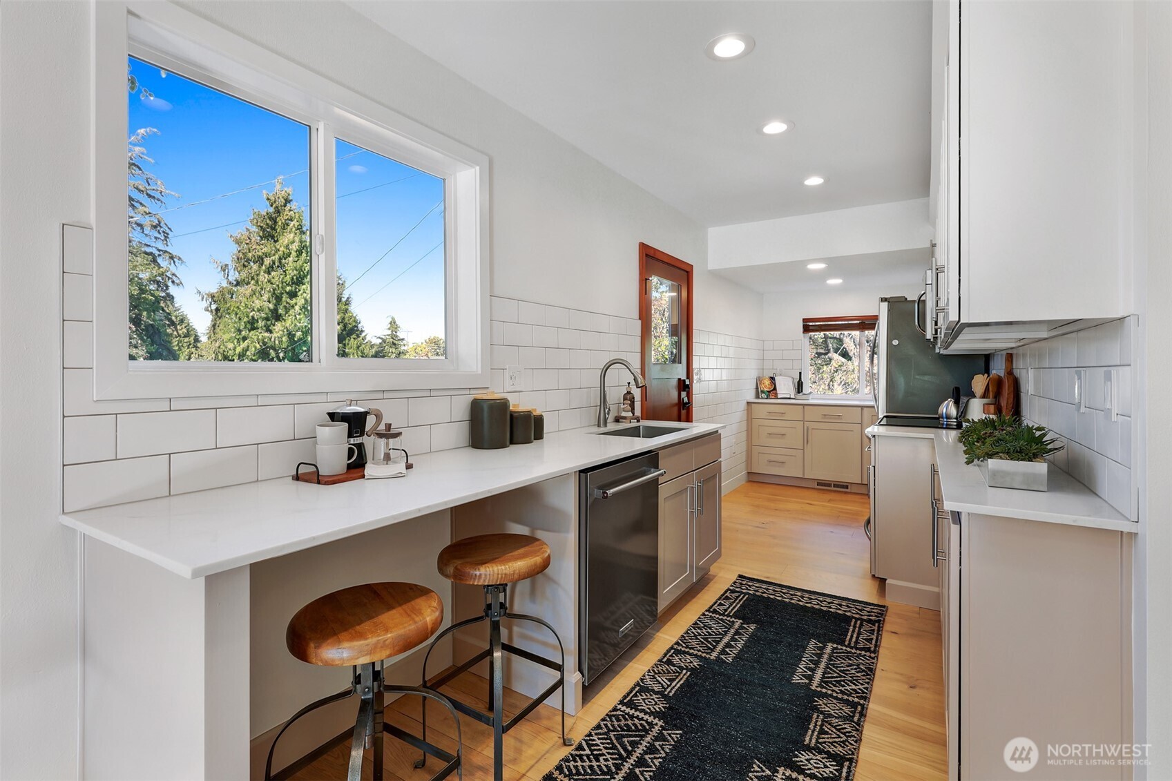8062 30th Avenue NW