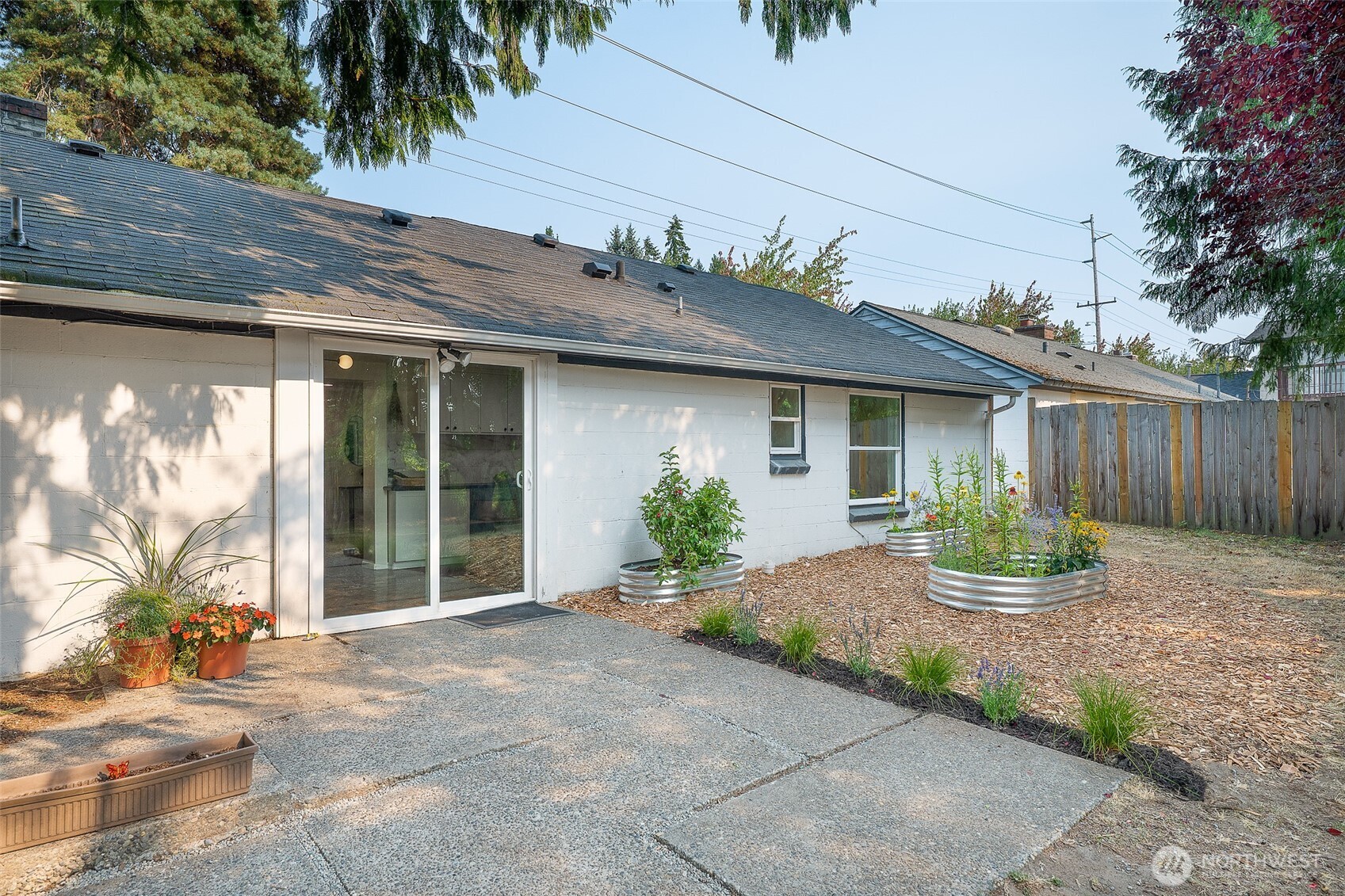 17211 5th Avenue NE