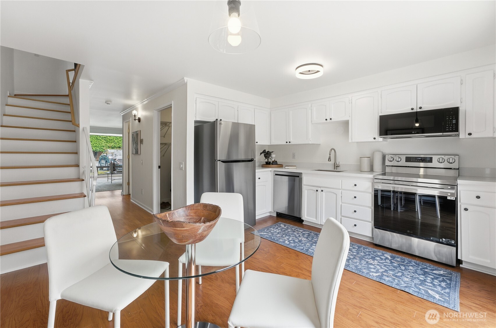 20714 76th Avenue W Unit: 4