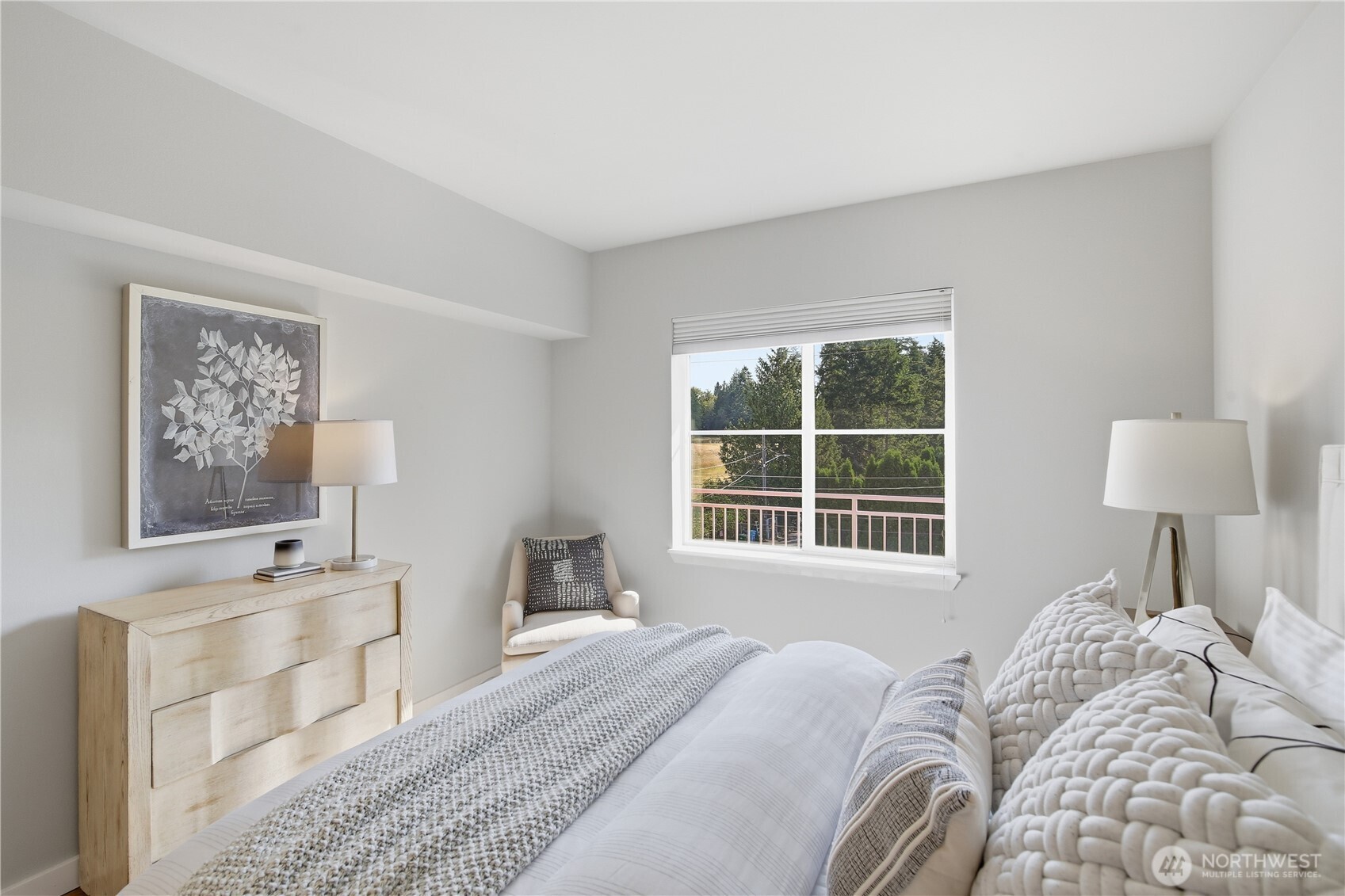 19500 Ballinger Wy NE Unit: 204