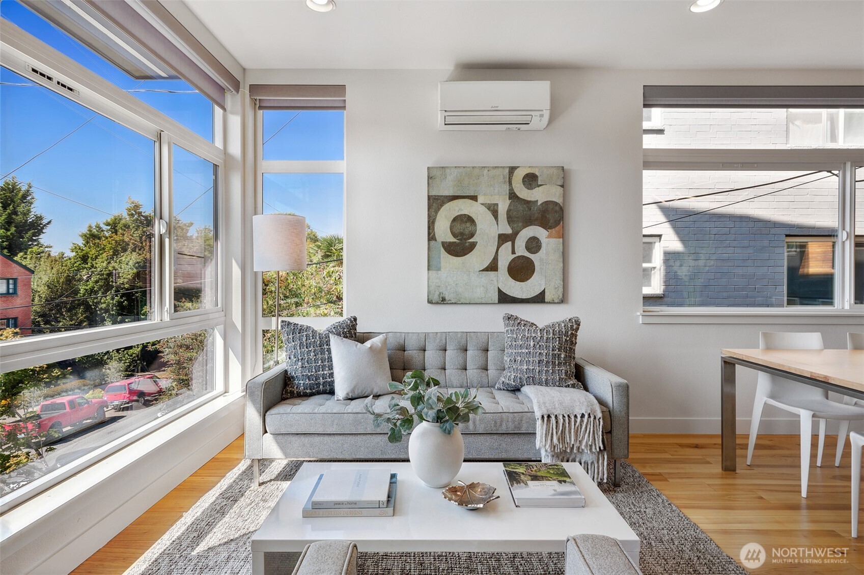 2708 Franklin Avenue E Unit: B