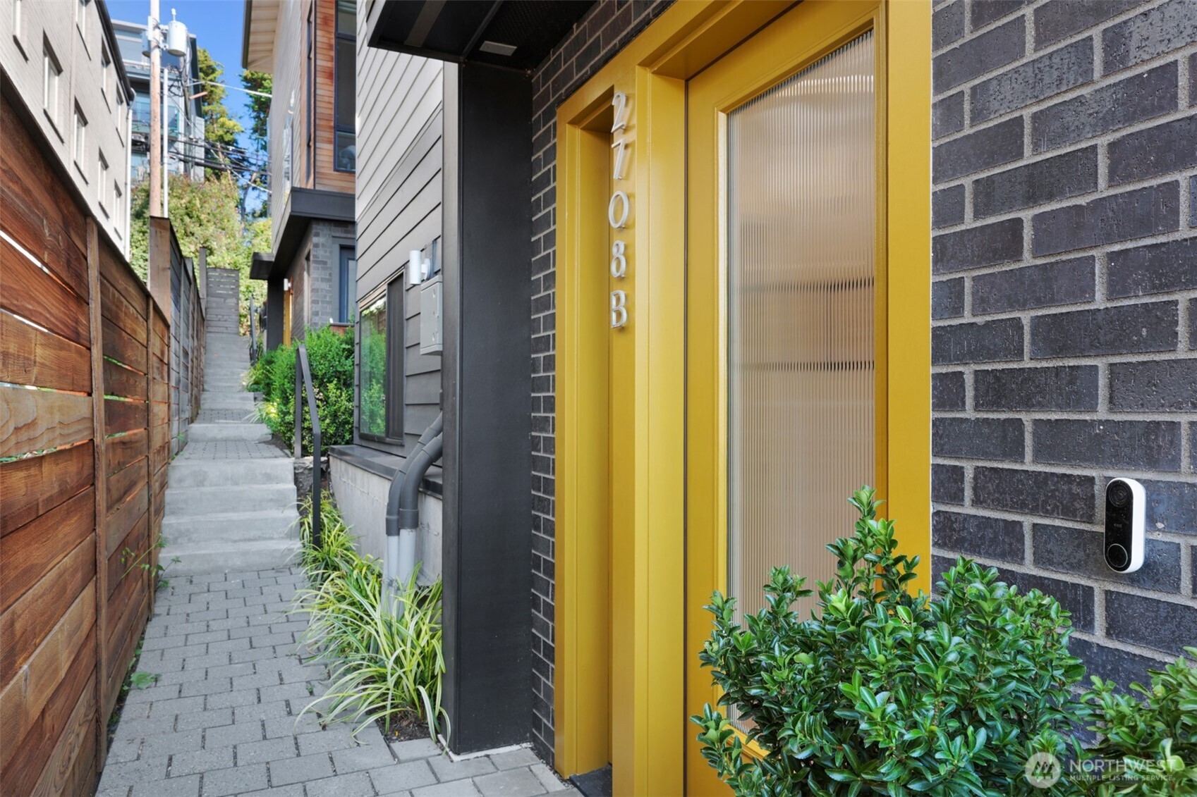 2708 Franklin Avenue E Unit: B