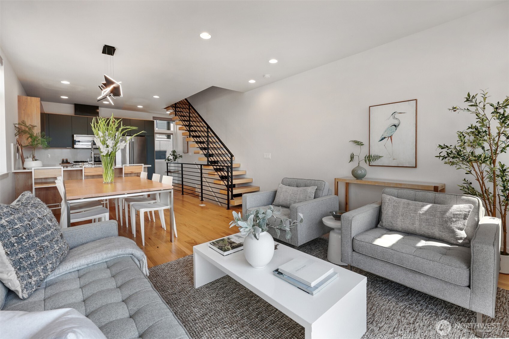 2708 Franklin Avenue E Unit: B