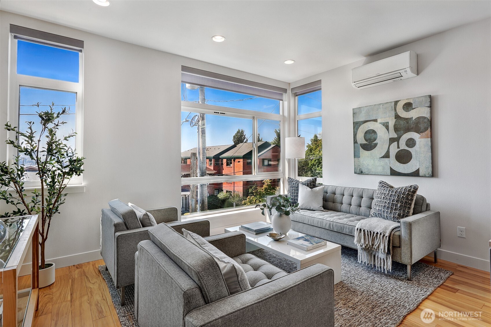 2708 Franklin Avenue E Unit: B