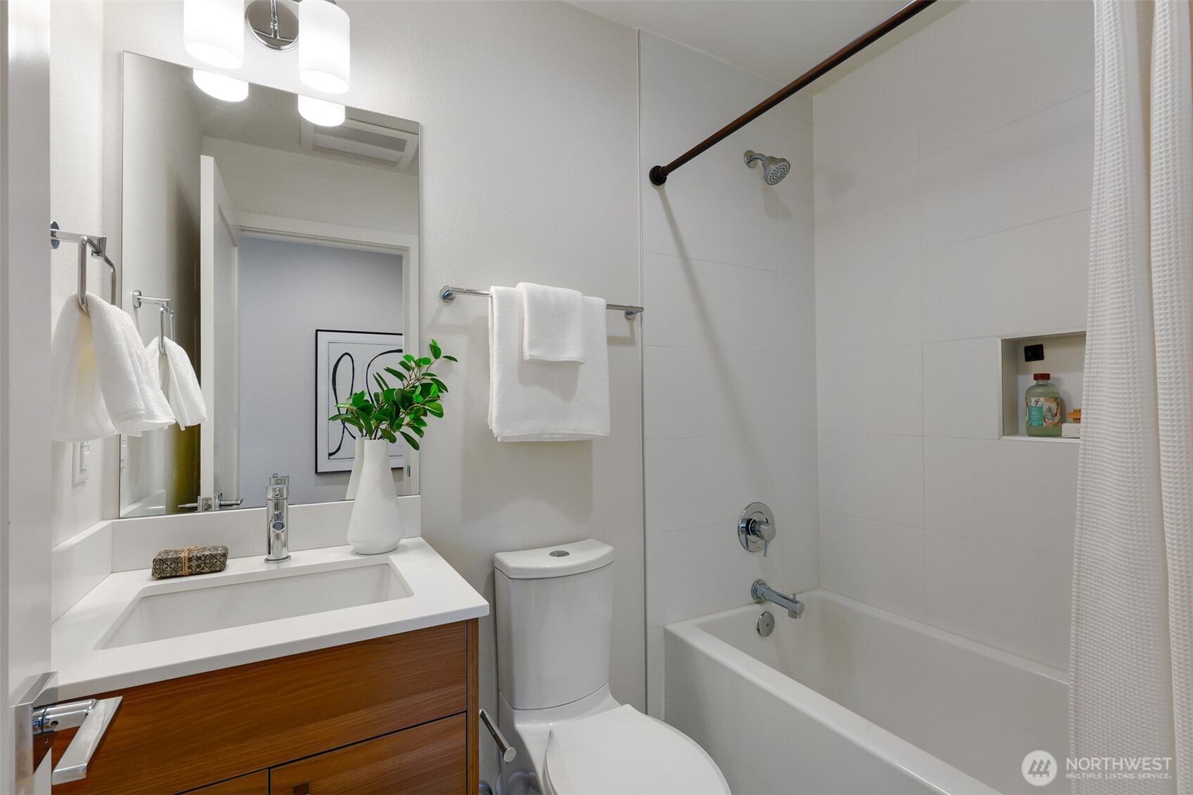 2708 Franklin Avenue E Unit: B