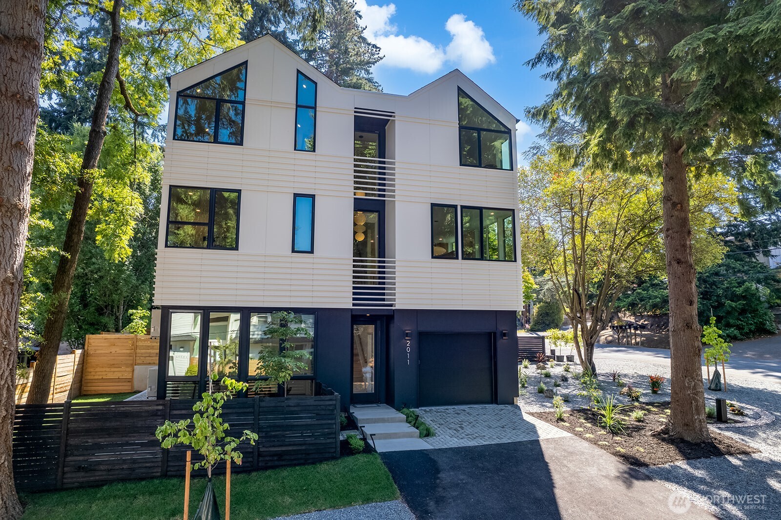 2011 NE 123rd Street