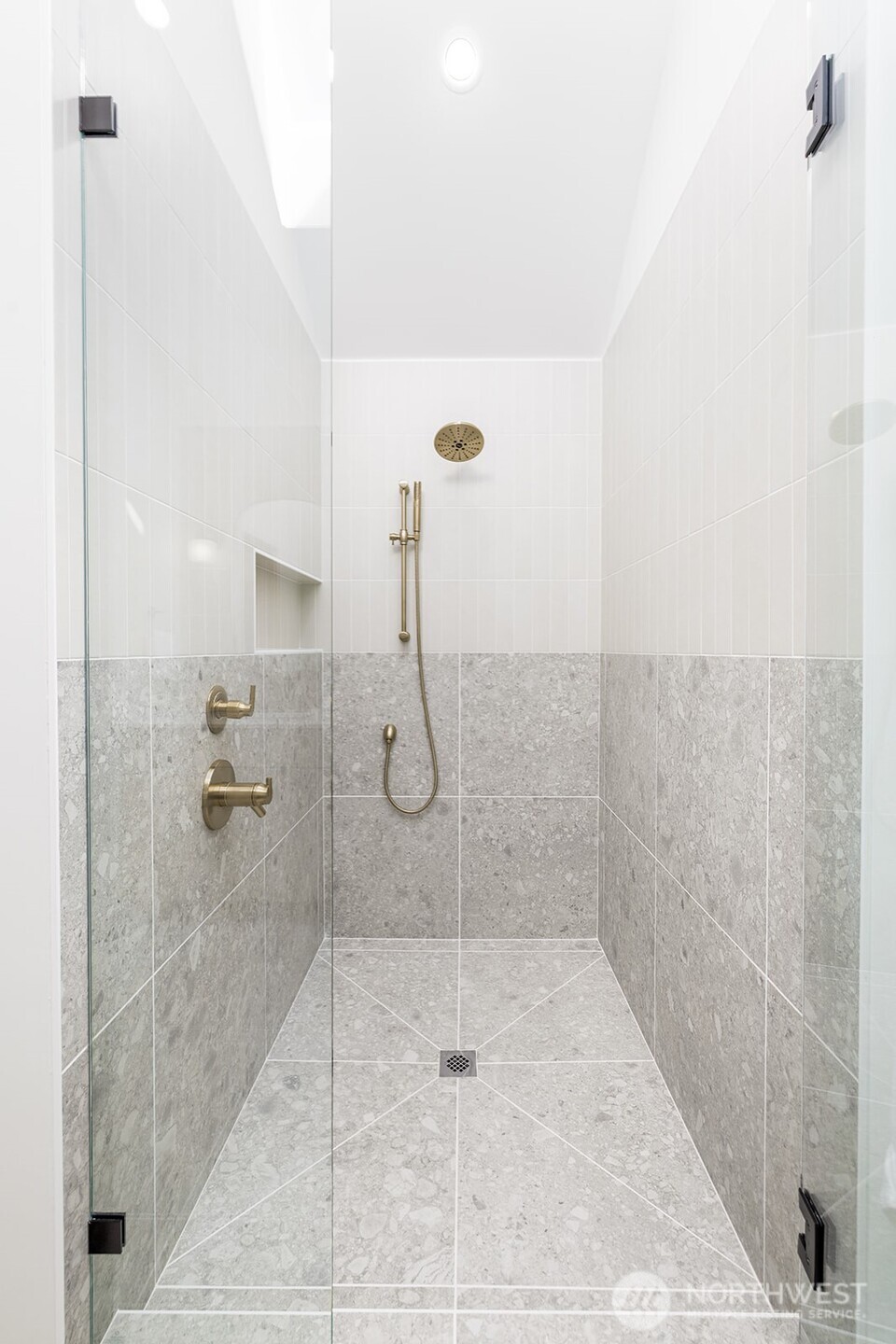 2011 NE 123rd Street