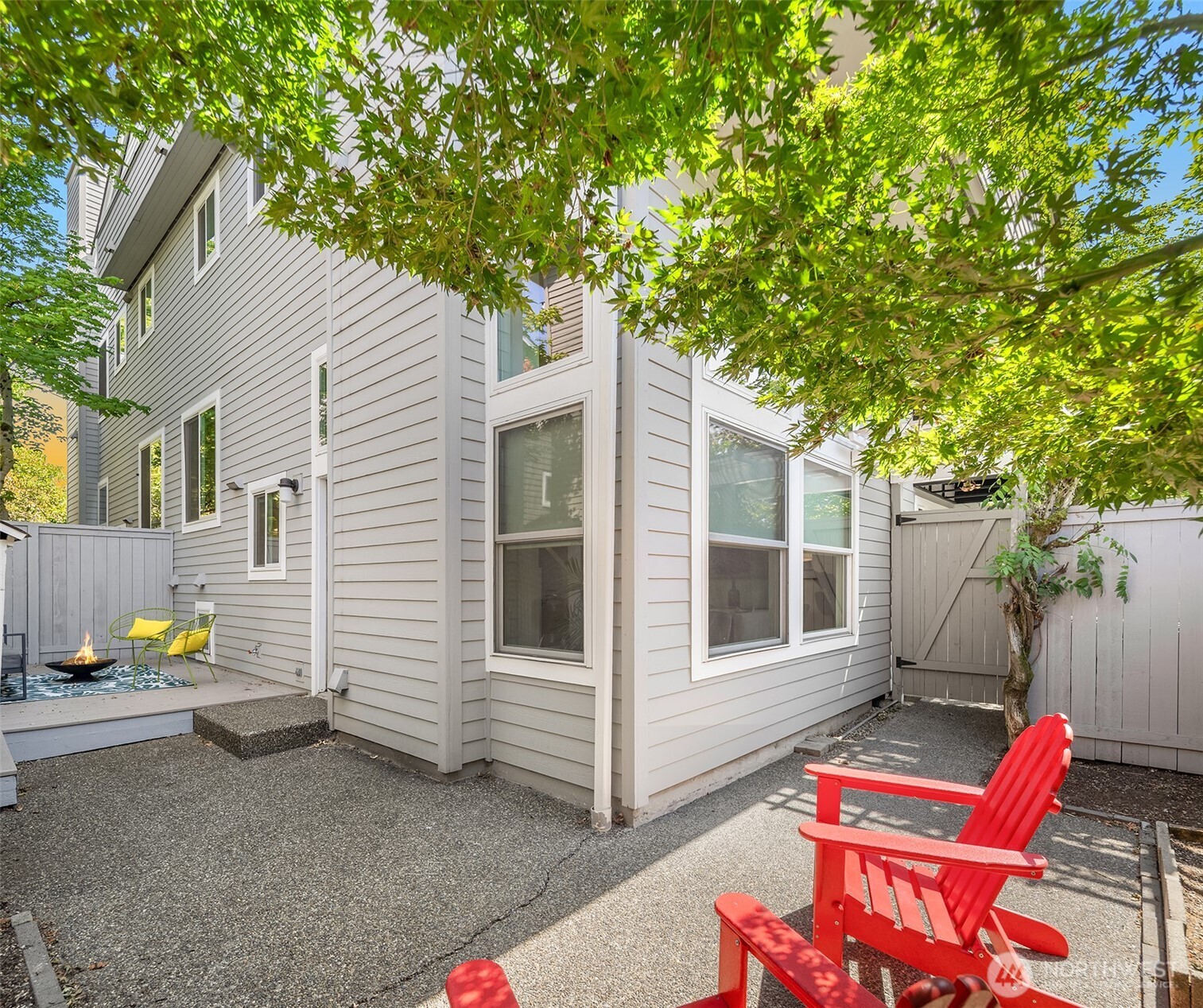 1915 42nd Avenue E Unit: 3