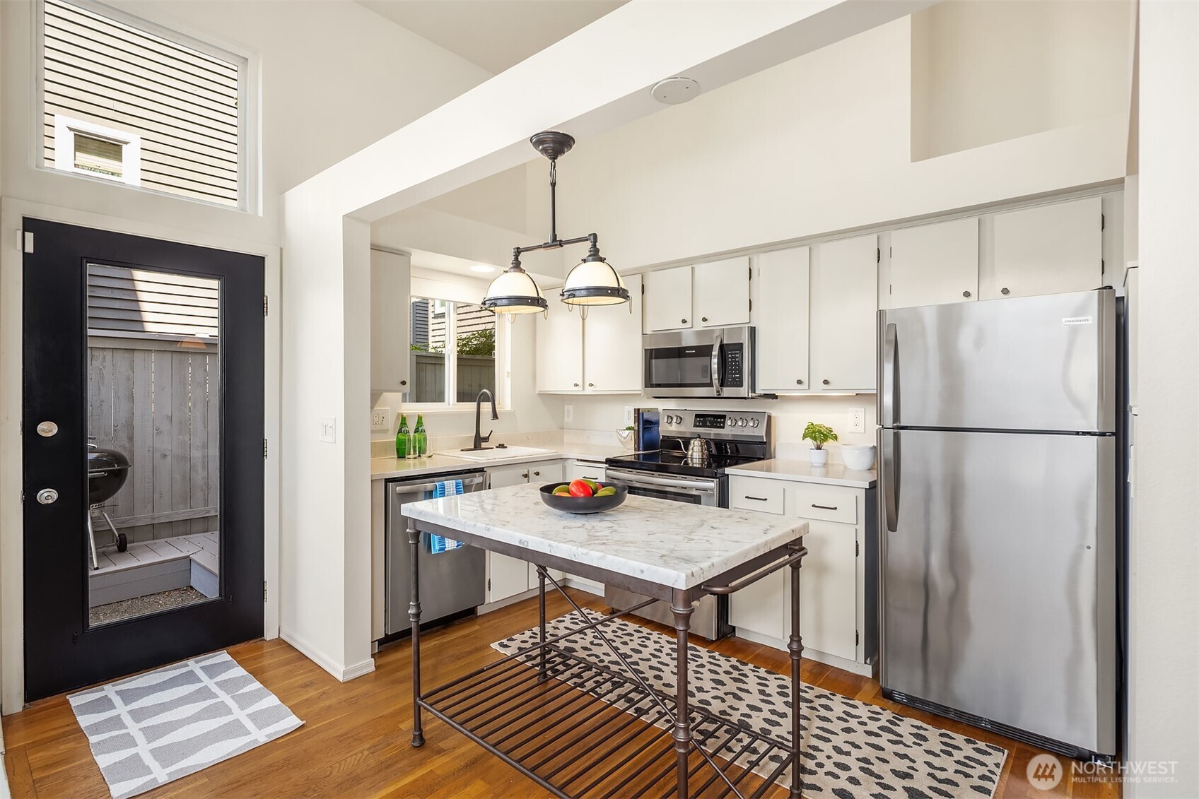 1915 42nd Avenue E Unit: 3