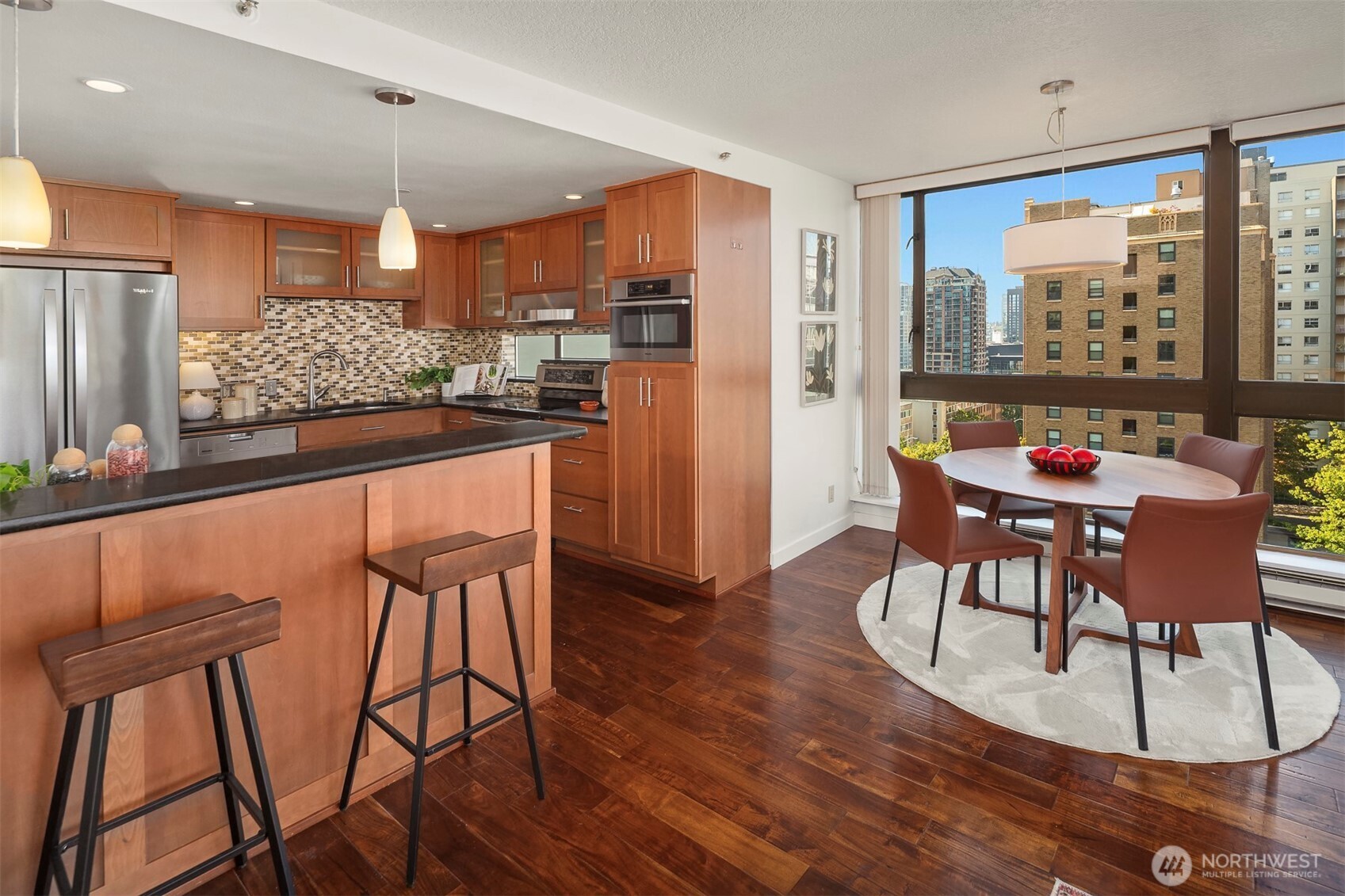 1101 Seneca Street Unit: 801