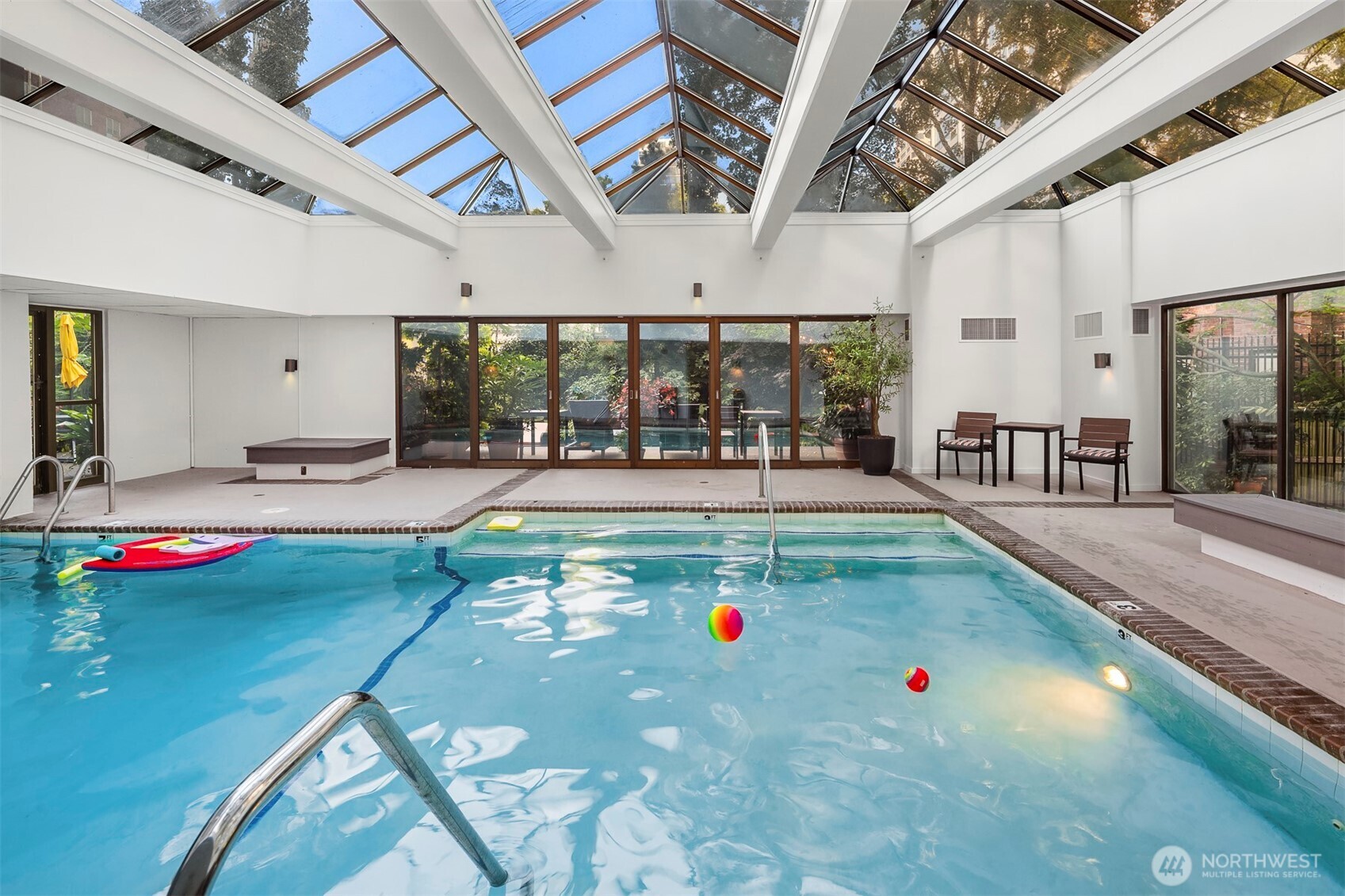 1101 Seneca Street Unit: 801