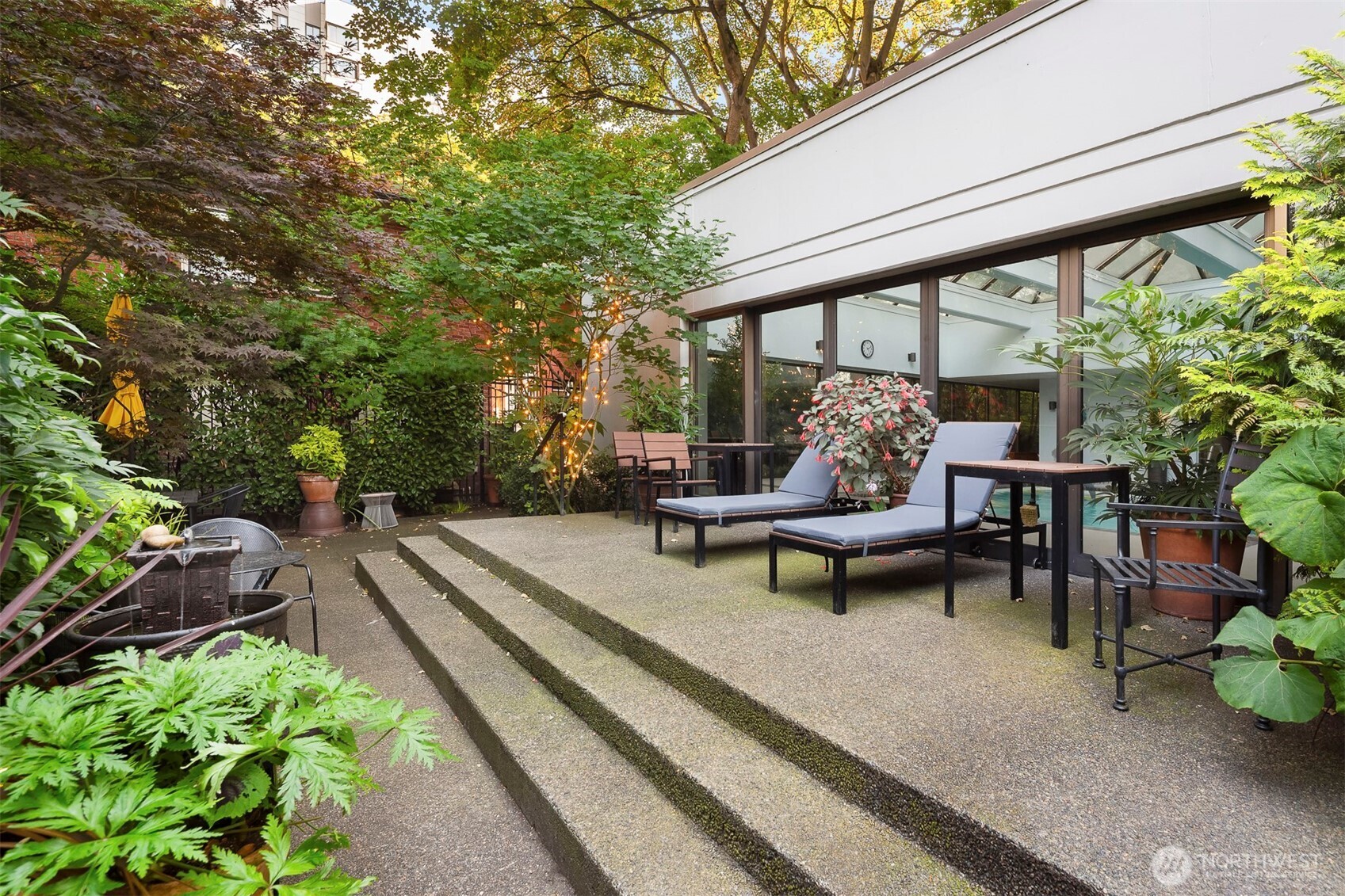 1101 Seneca Street Unit: 801
