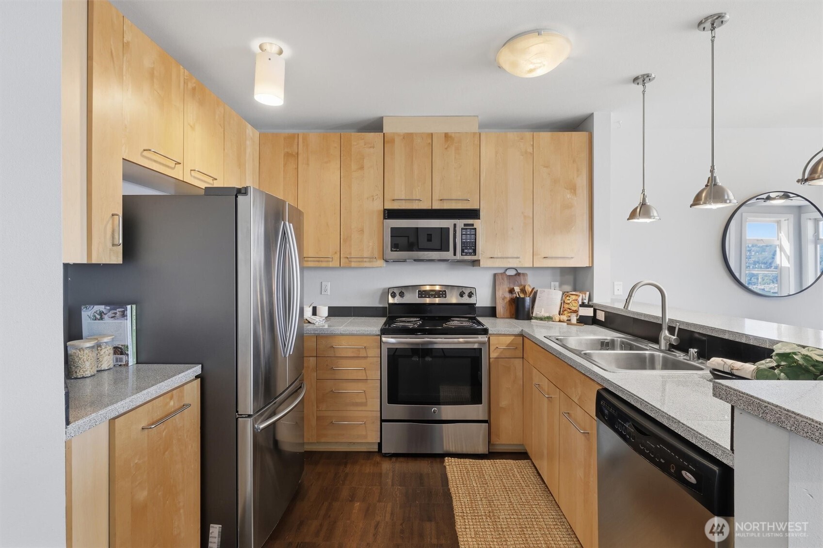 655 Crockett Street Unit: A408