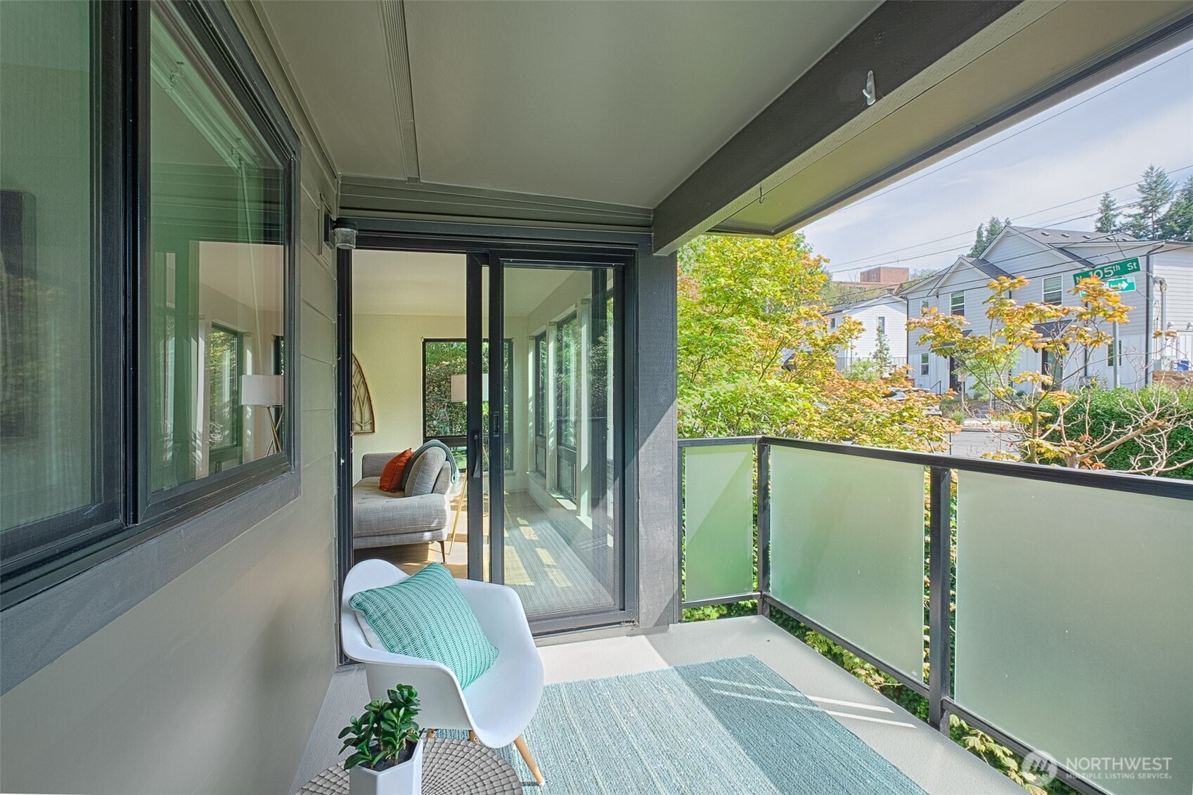 1800 N 105th Street Unit: 9-201