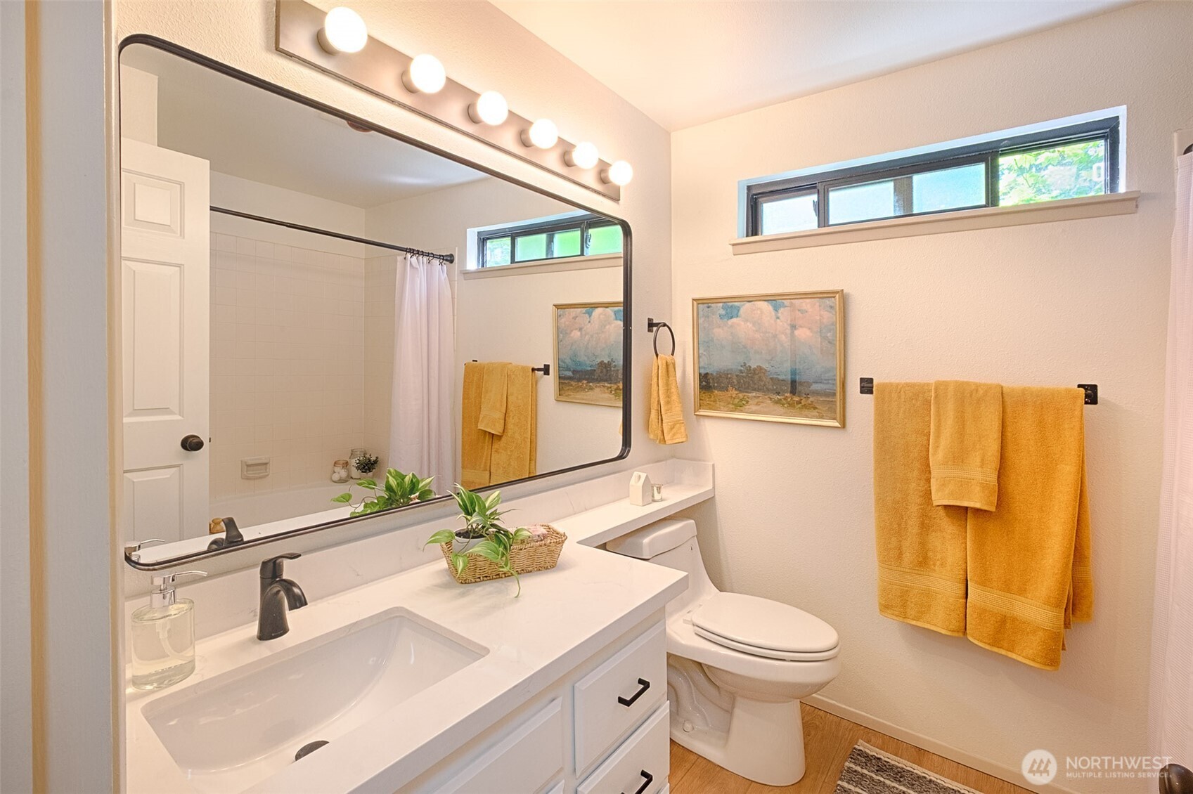 1800 N 105th Street Unit: 9-201