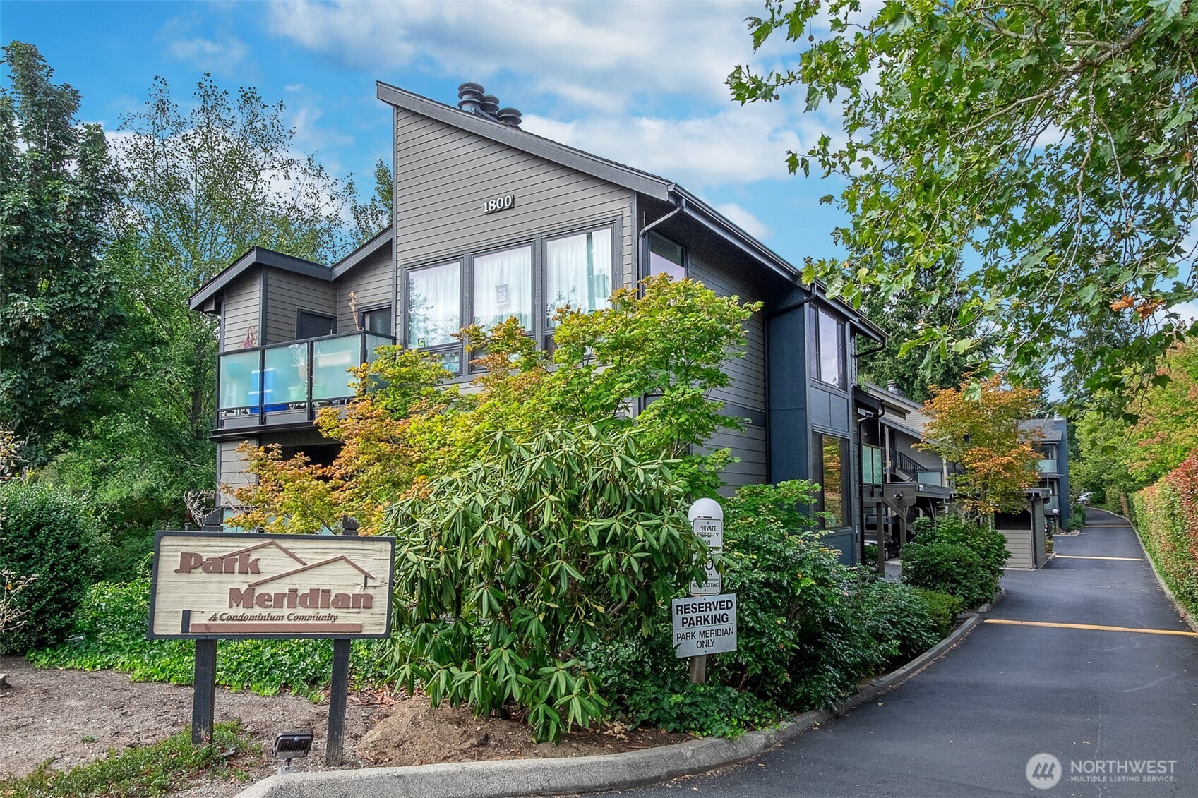 1800 N 105th Street Unit: 9-201