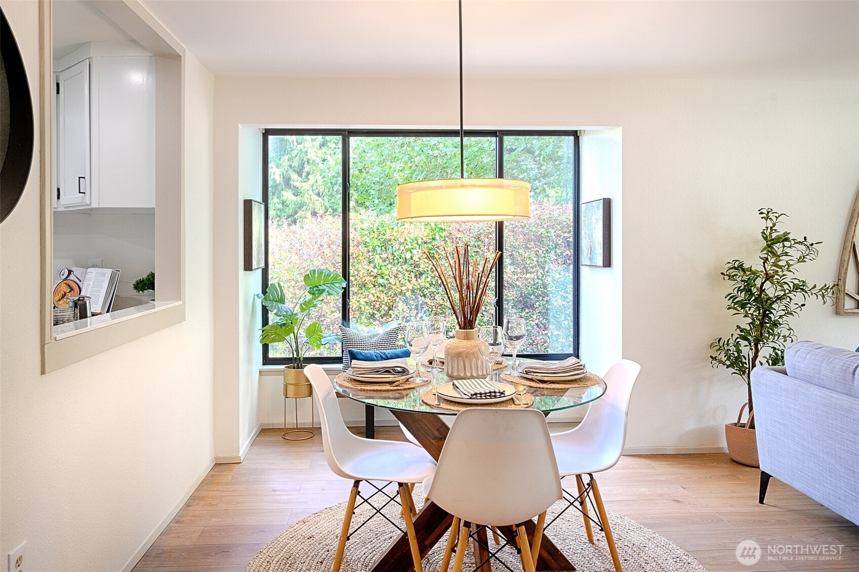 1800 N 105th Street Unit: 9-201