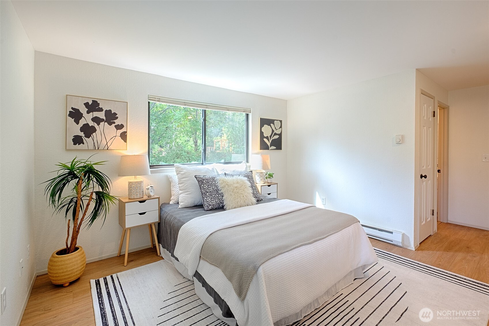 1800 N 105th Street Unit: 9-201
