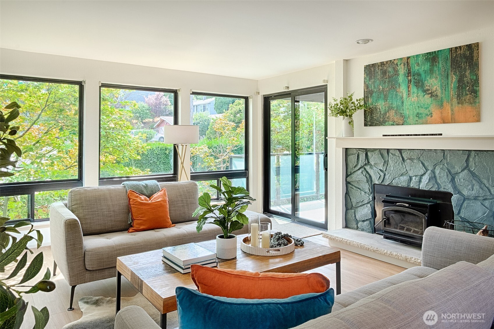 1800 N 105th Street Unit: 9-201