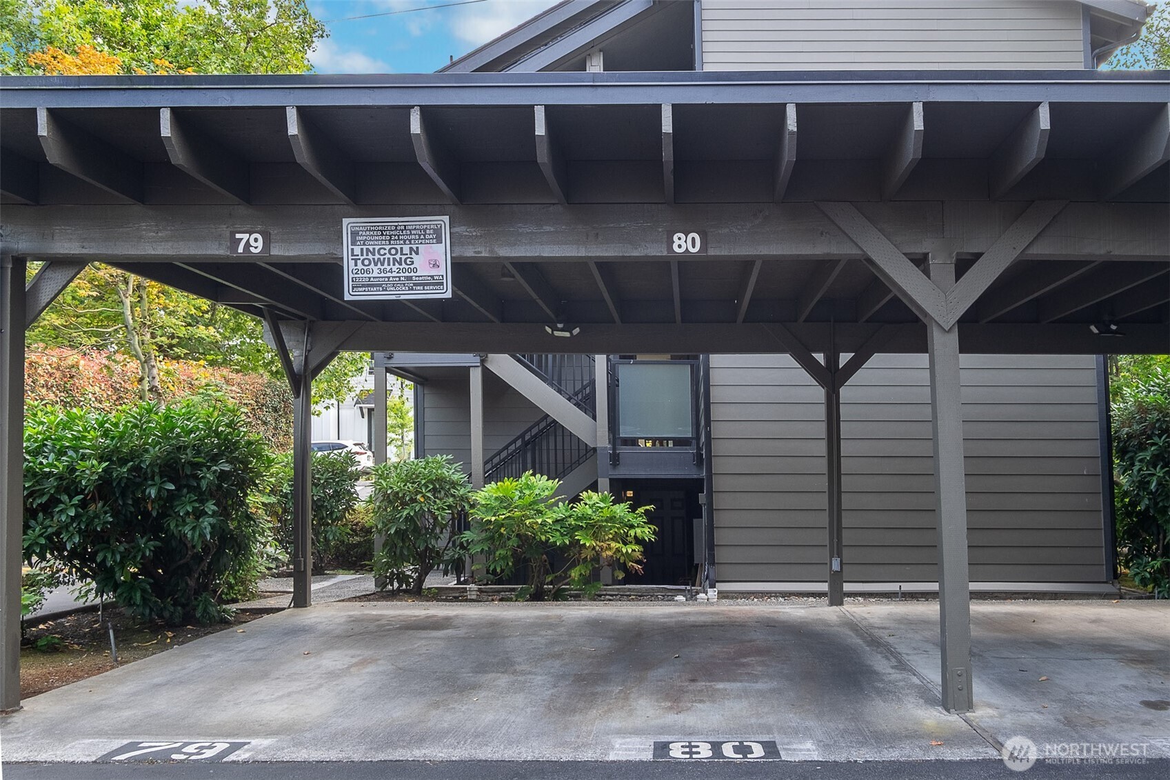 1800 N 105th Street Unit: 9-201