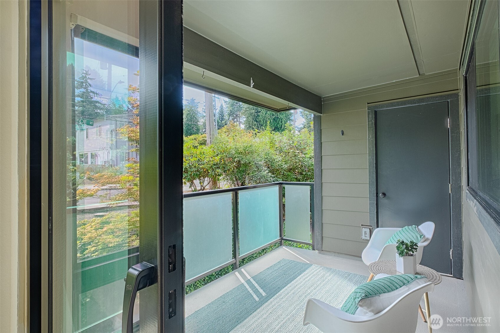 1800 N 105th Street Unit: 9-201