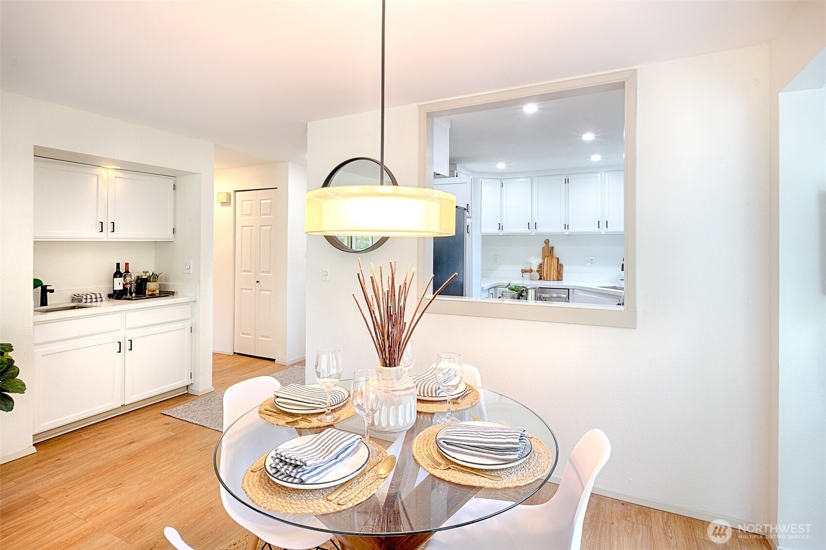 1800 N 105th Street Unit: 9-201
