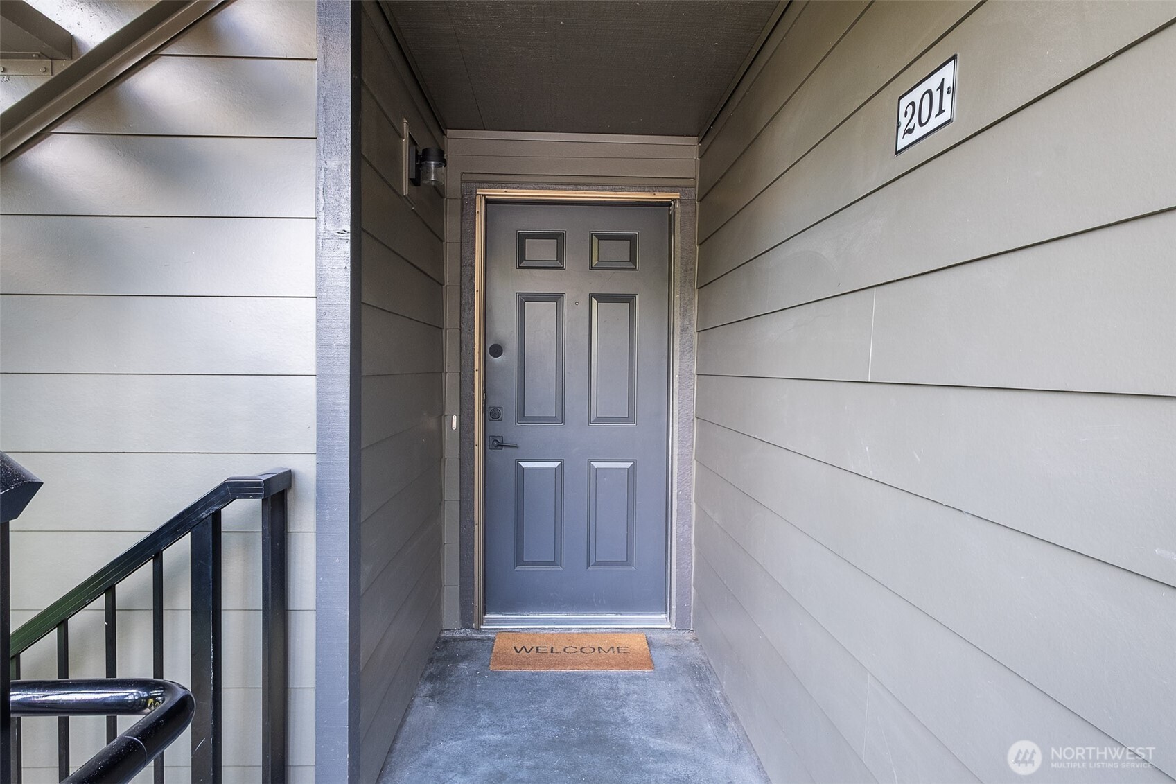 1800 N 105th Street Unit: 9-201
