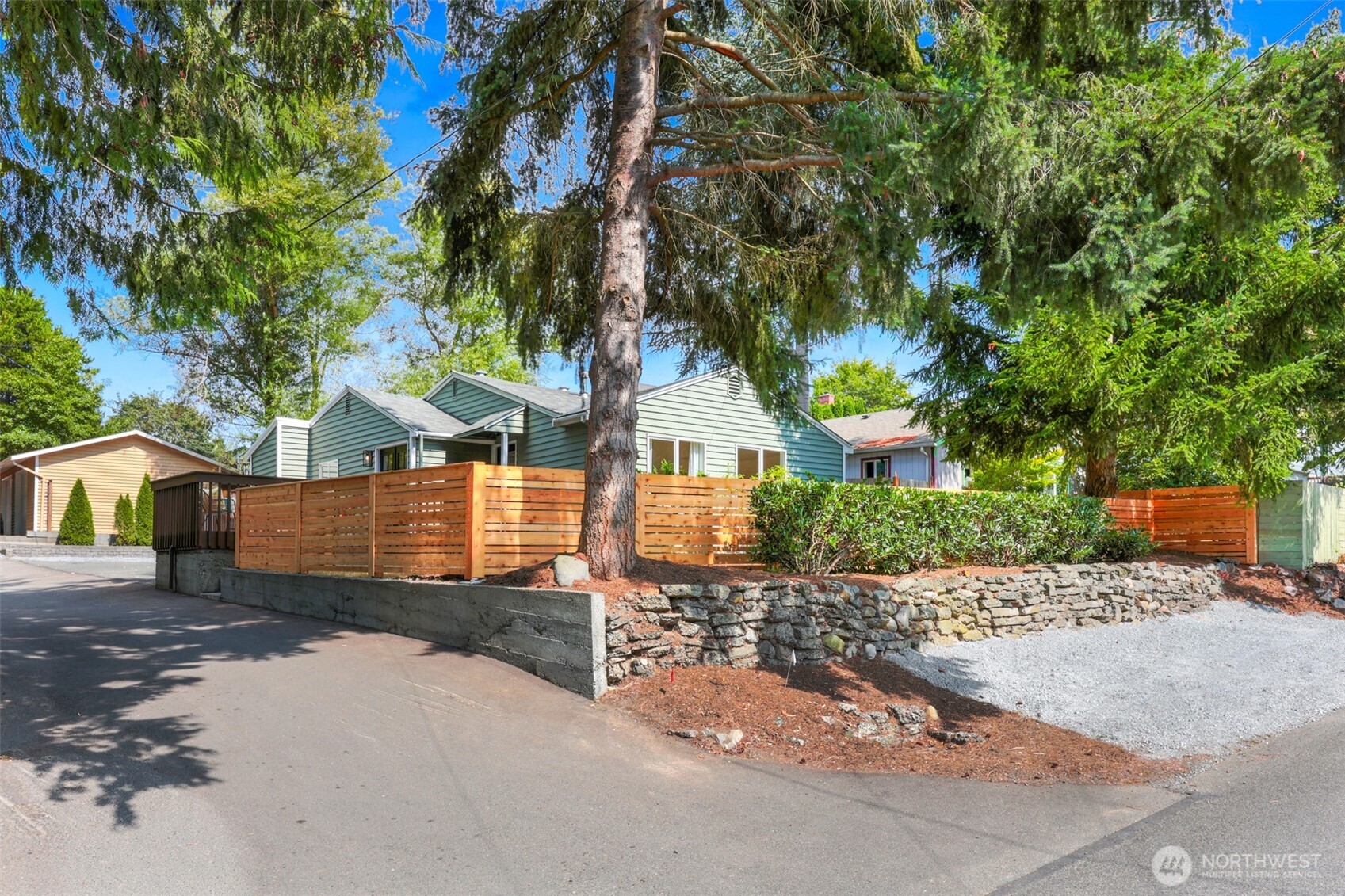 3830 NE 123rd Street