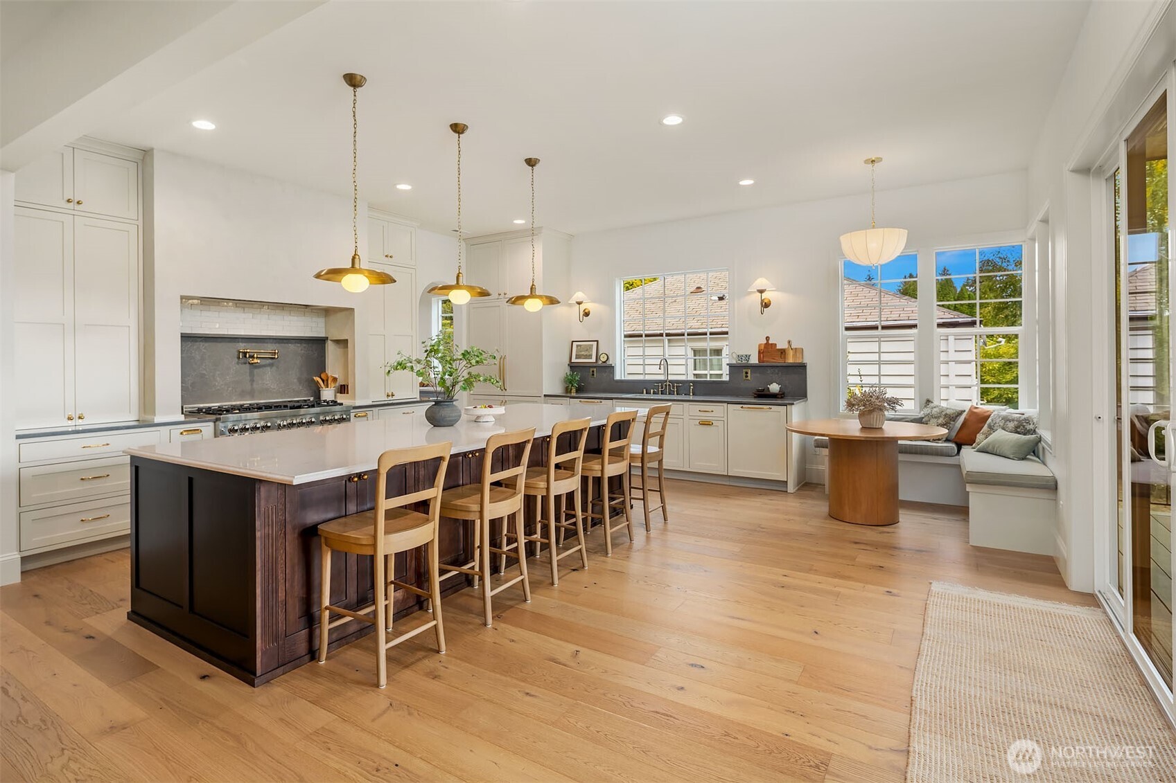 4321 NE 57th Street