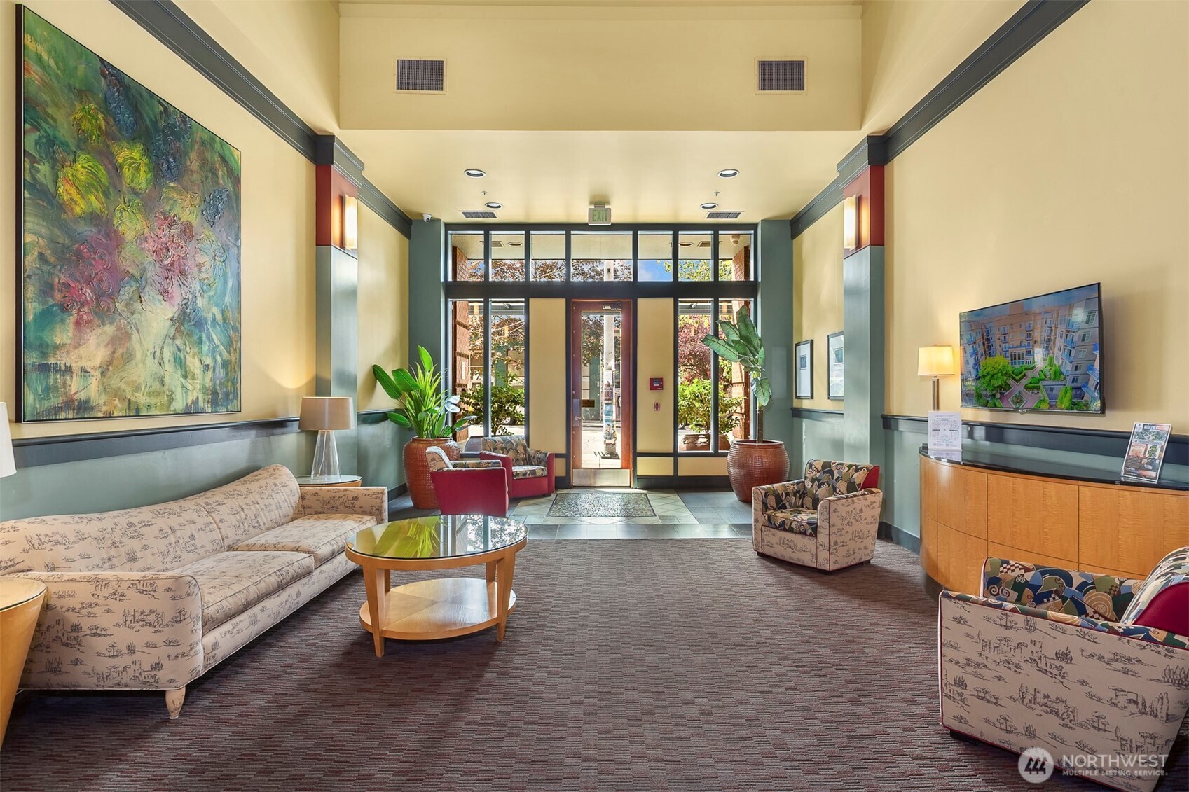 2414 1st Avenue Unit: 304