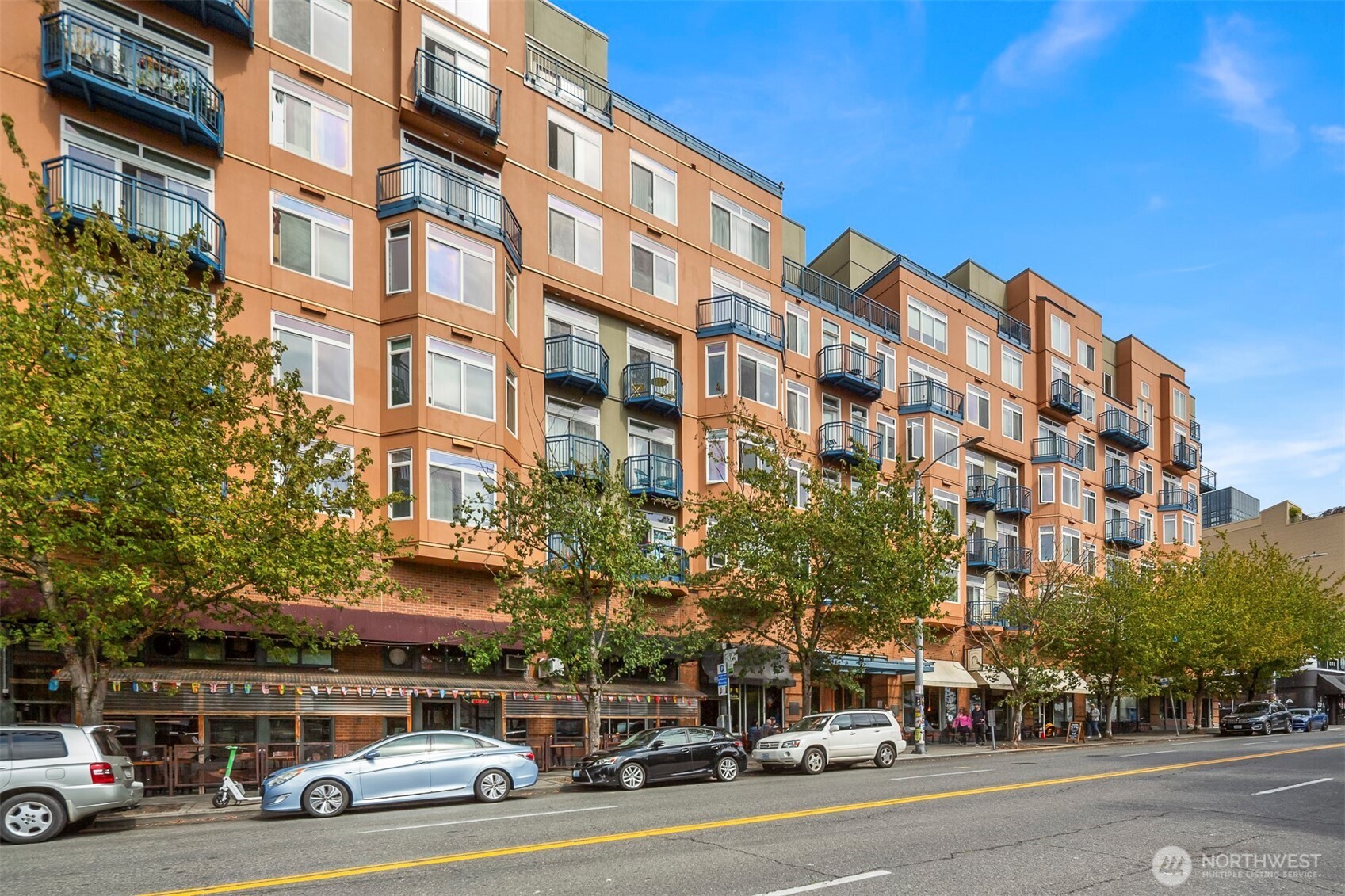 2414 1st Avenue Unit: 304