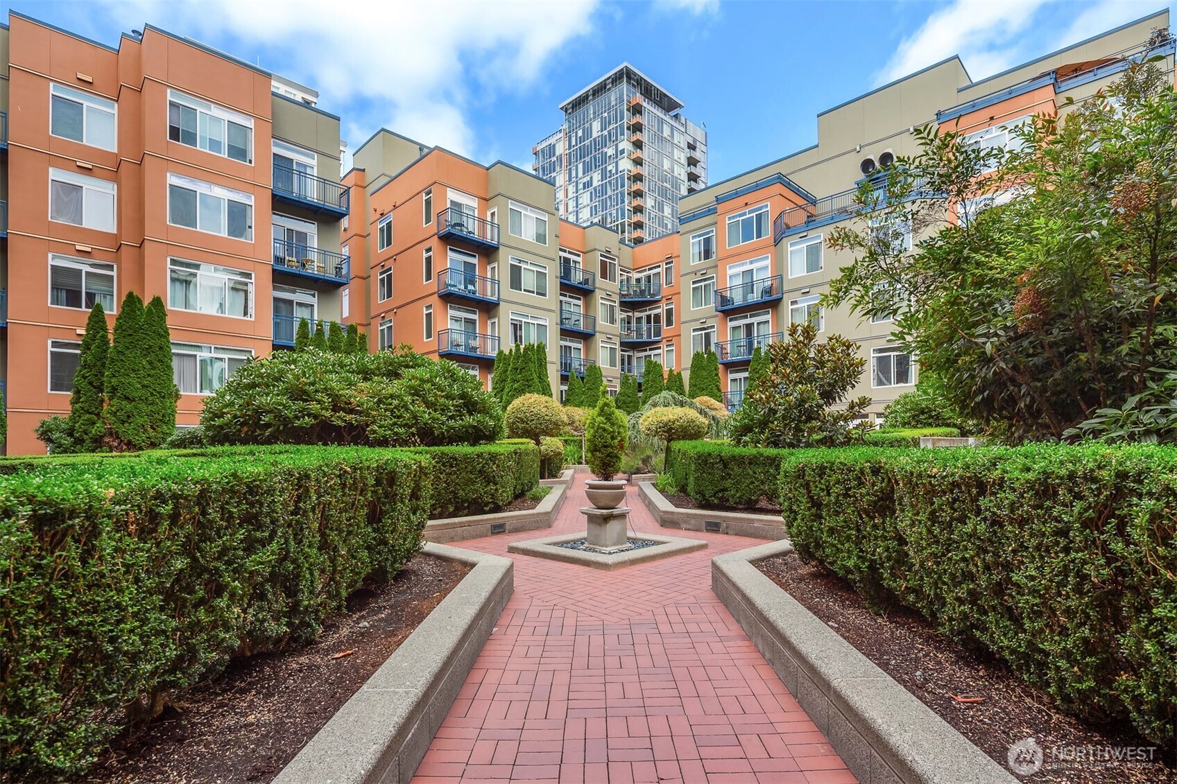 2414 1st Avenue Unit: 304