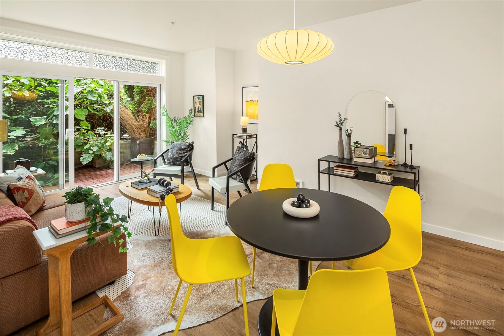 2414 1st Avenue Unit: 304
