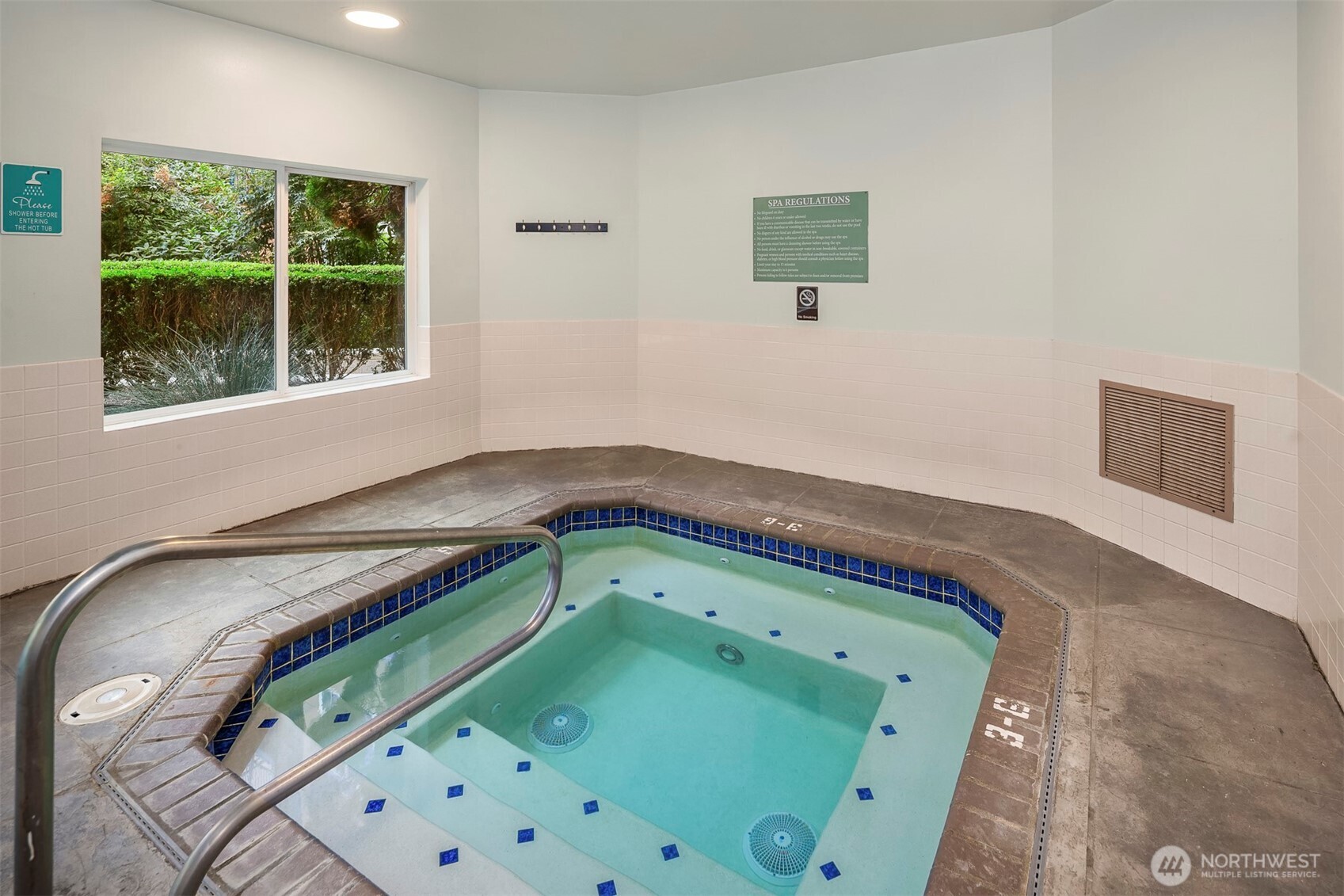 2414 1st Avenue Unit: 304