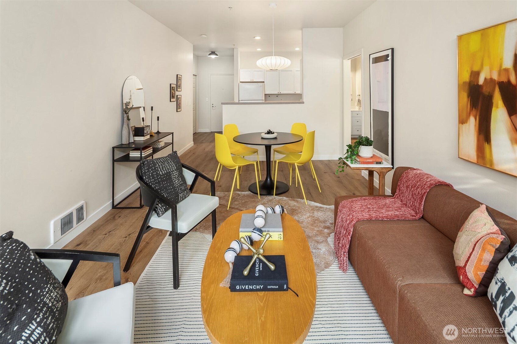 2414 1st Avenue Unit: 304