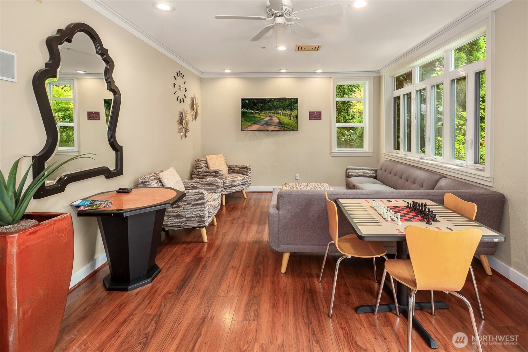 2414 1st Avenue Unit: 304