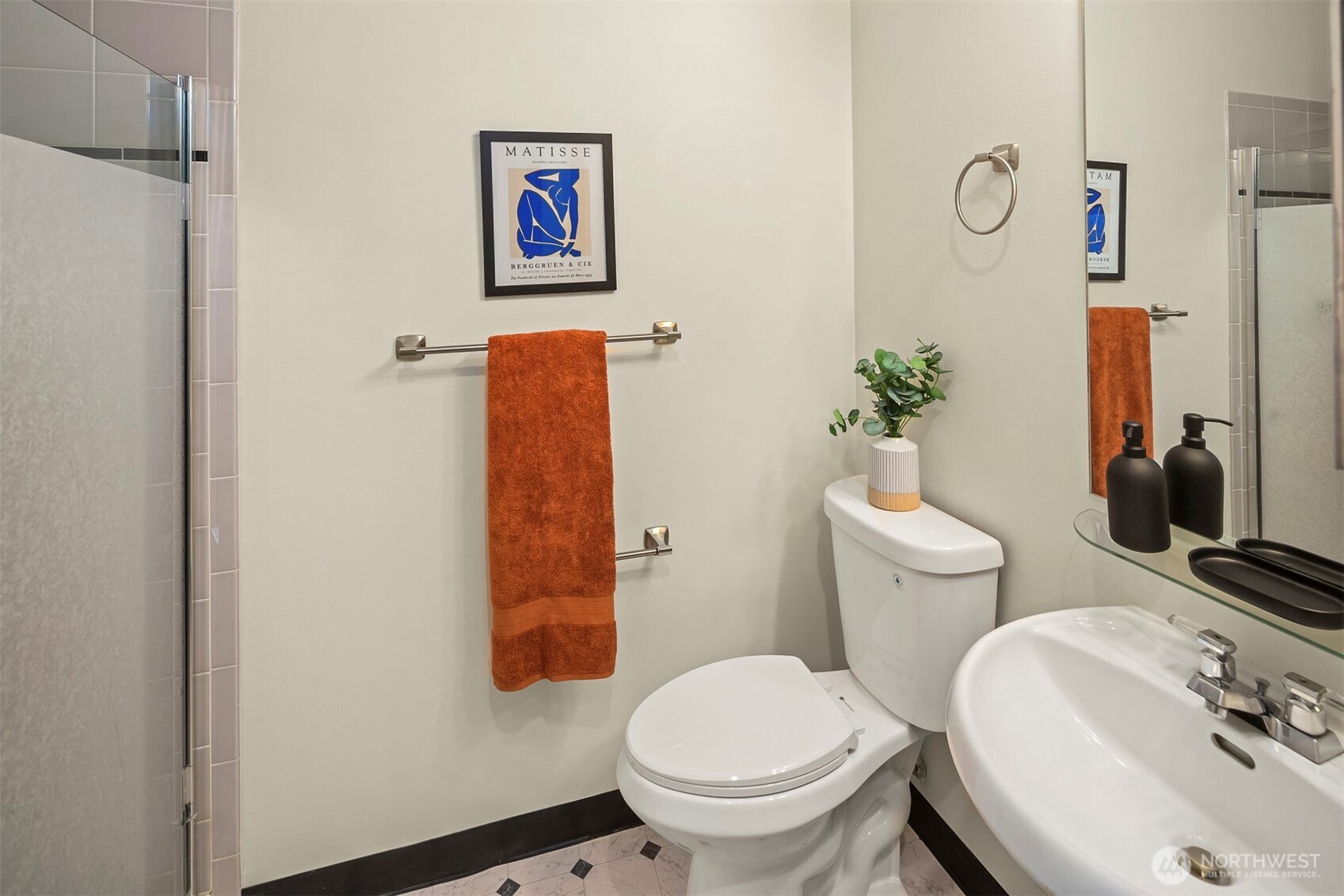2414 1st Avenue Unit: 304