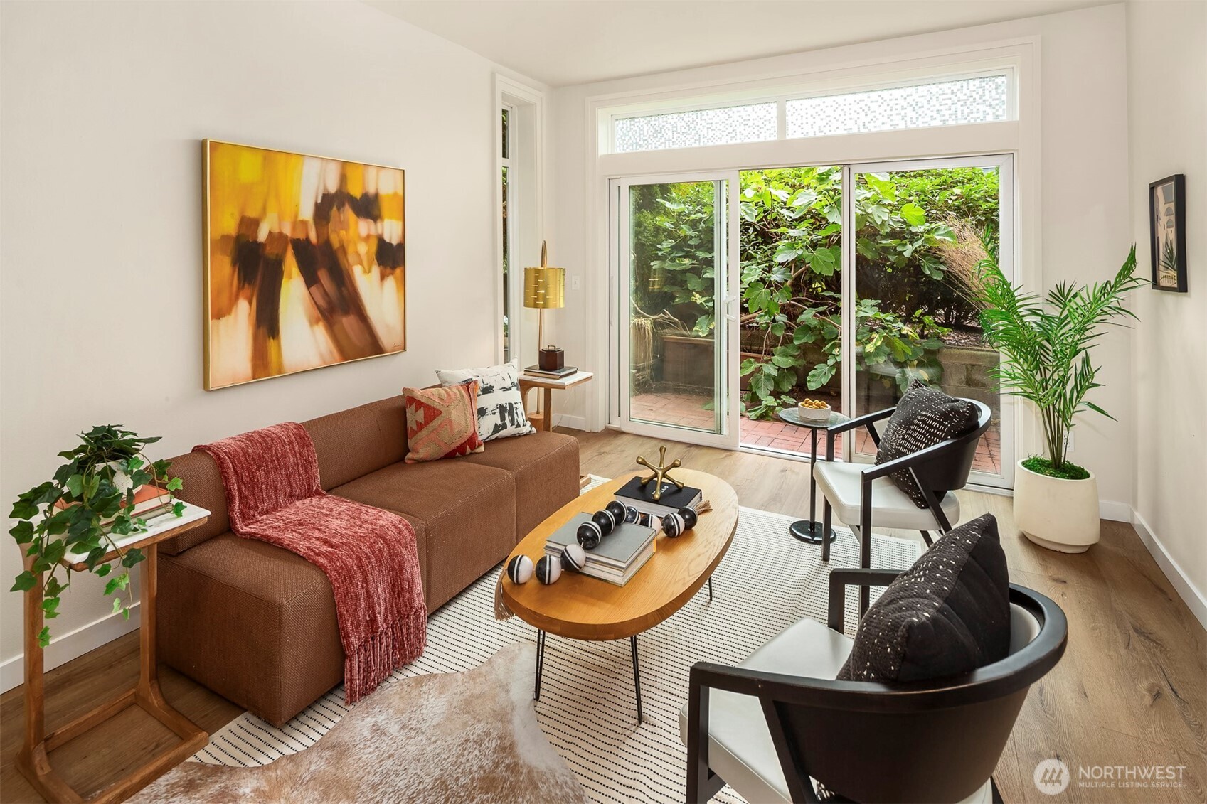 2414 1st Avenue Unit: 304