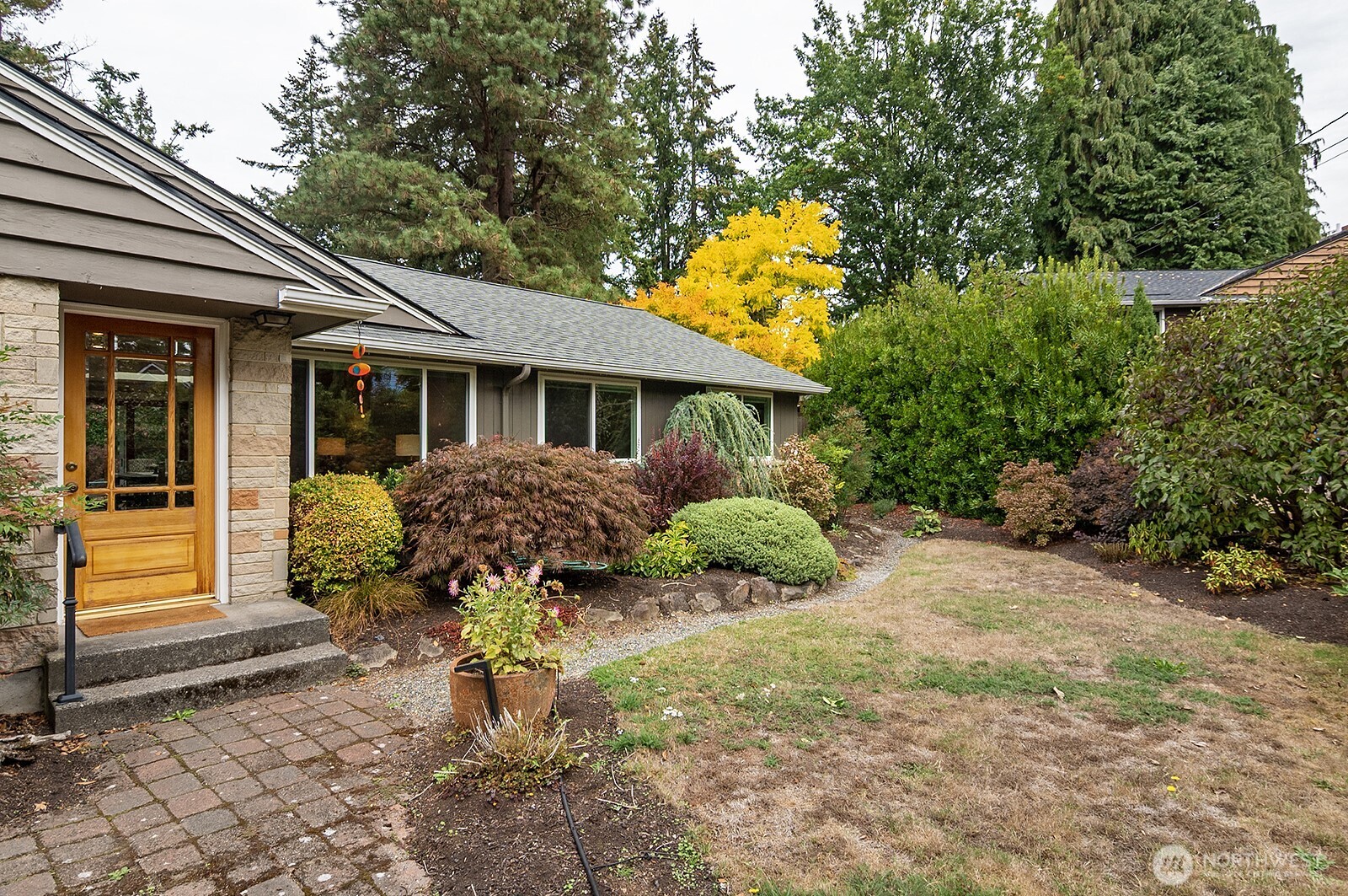 124 N 180th Street