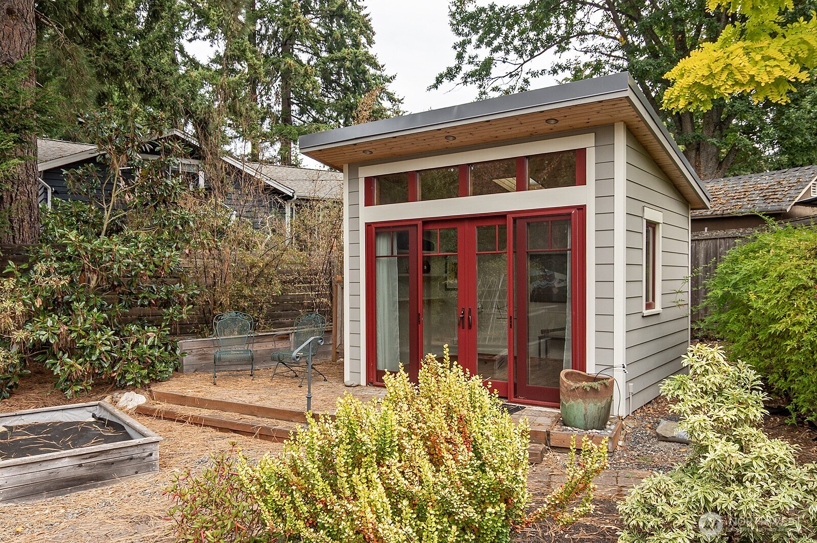 124 N 180th Street